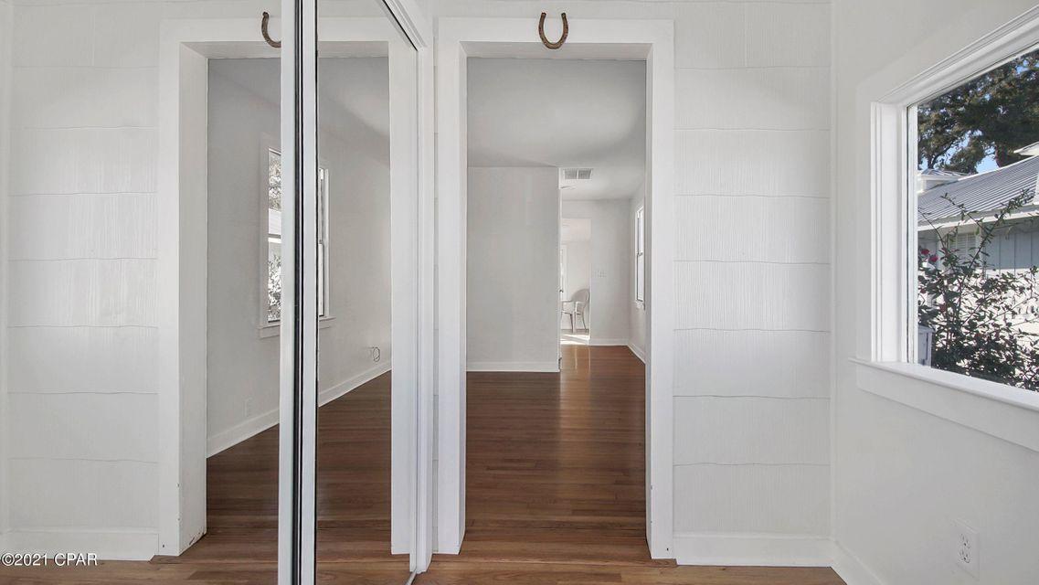 LAKESIDE PLAT - Residential