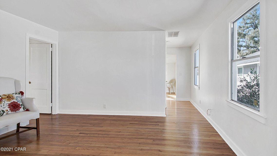 LAKESIDE PLAT - Residential