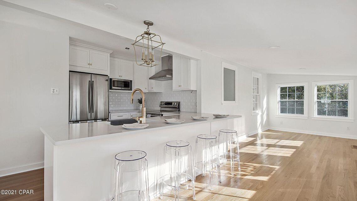 LAKESIDE PLAT - Residential