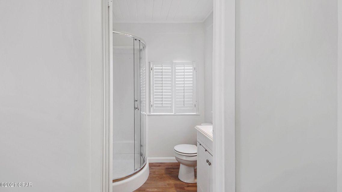 LAKESIDE PLAT - Residential