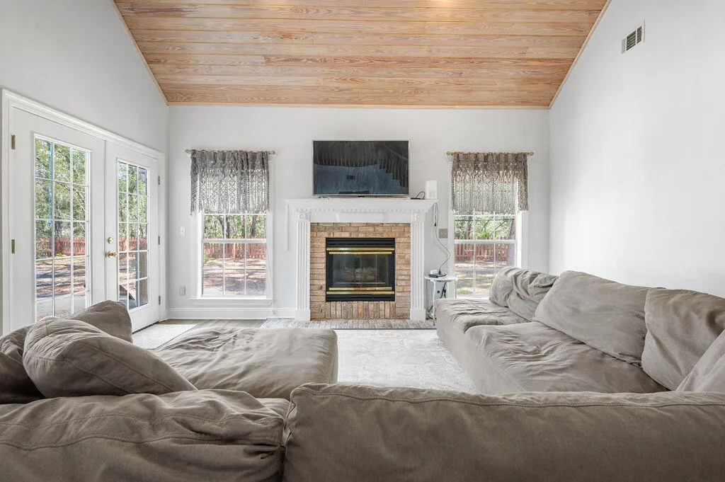 Niceville, Florida 32578, United States, 4 Bedrooms Bedrooms, ,3 BathroomsBathrooms,Residential,Active,97071