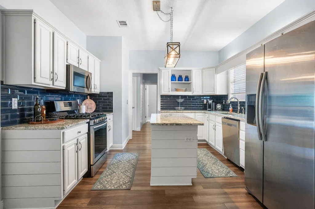 Niceville, Florida 32578, United States, 4 Bedrooms Bedrooms, ,3 BathroomsBathrooms,Residential,Active,97071