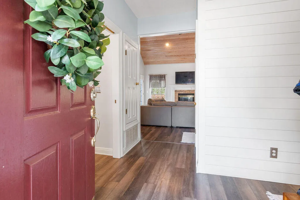 Niceville, Florida 32578, United States, 4 Bedrooms Bedrooms, ,3 BathroomsBathrooms,Residential,Active,97071