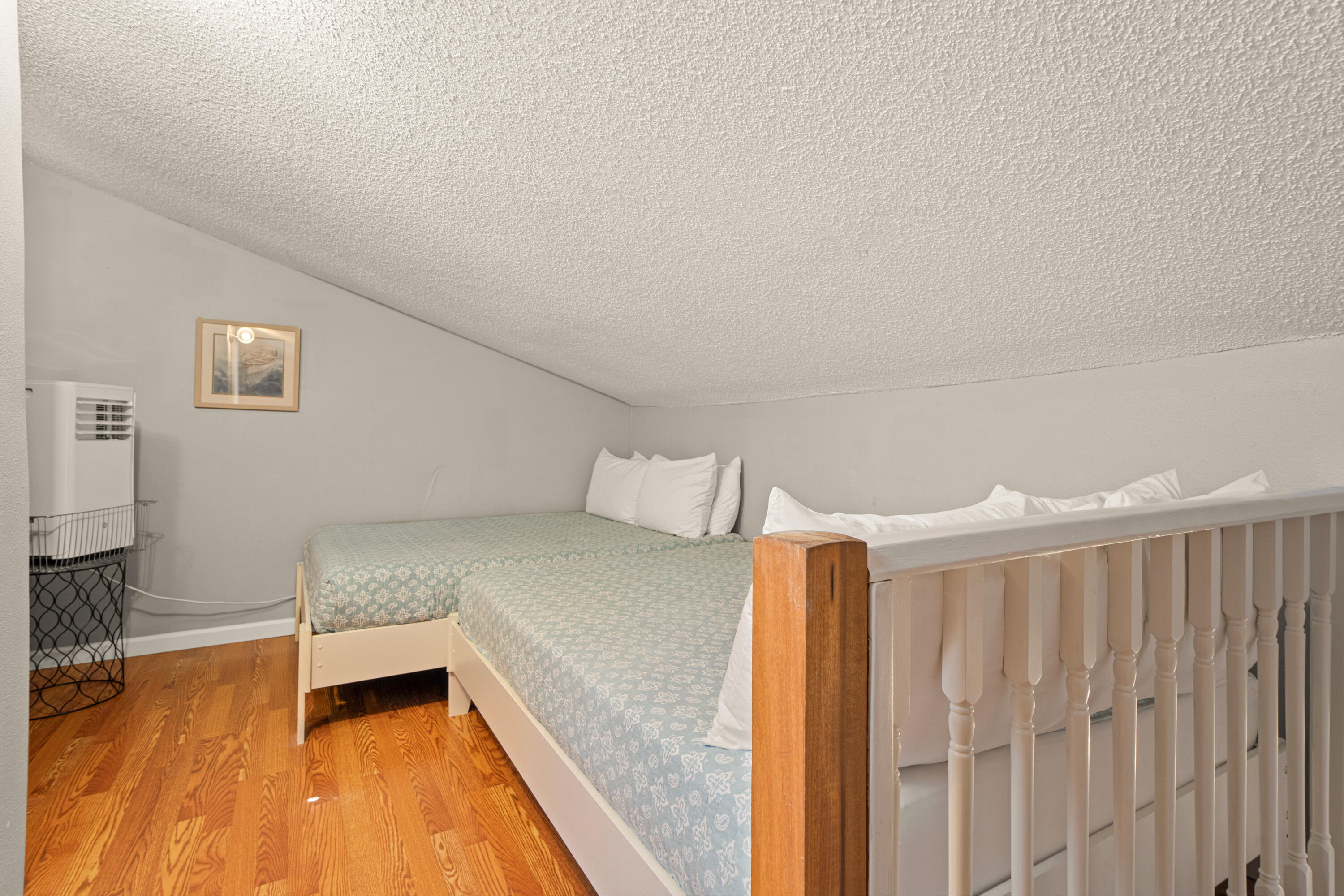 COMMODORES LANDING - Residential