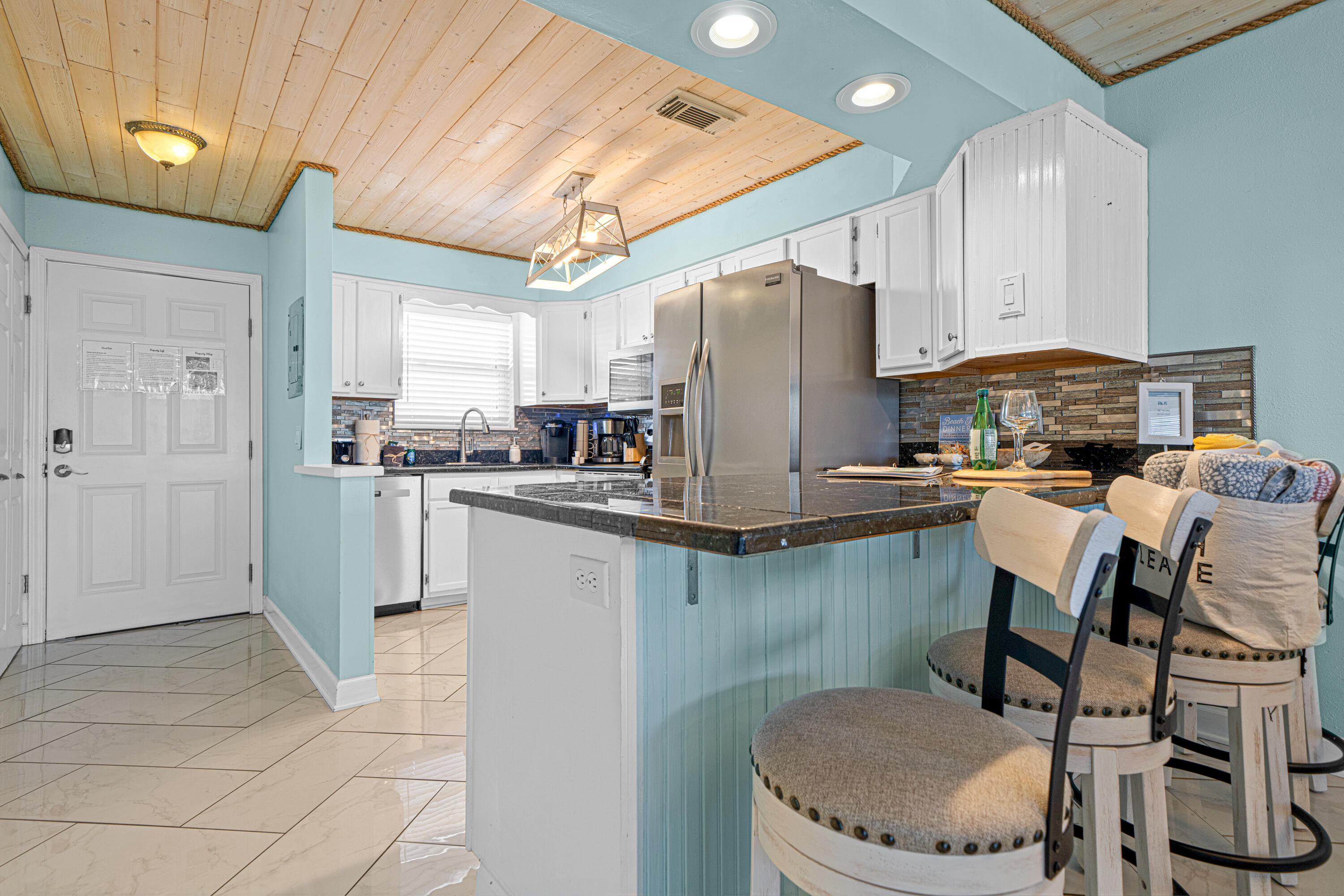 COMMODORES LANDING - Residential