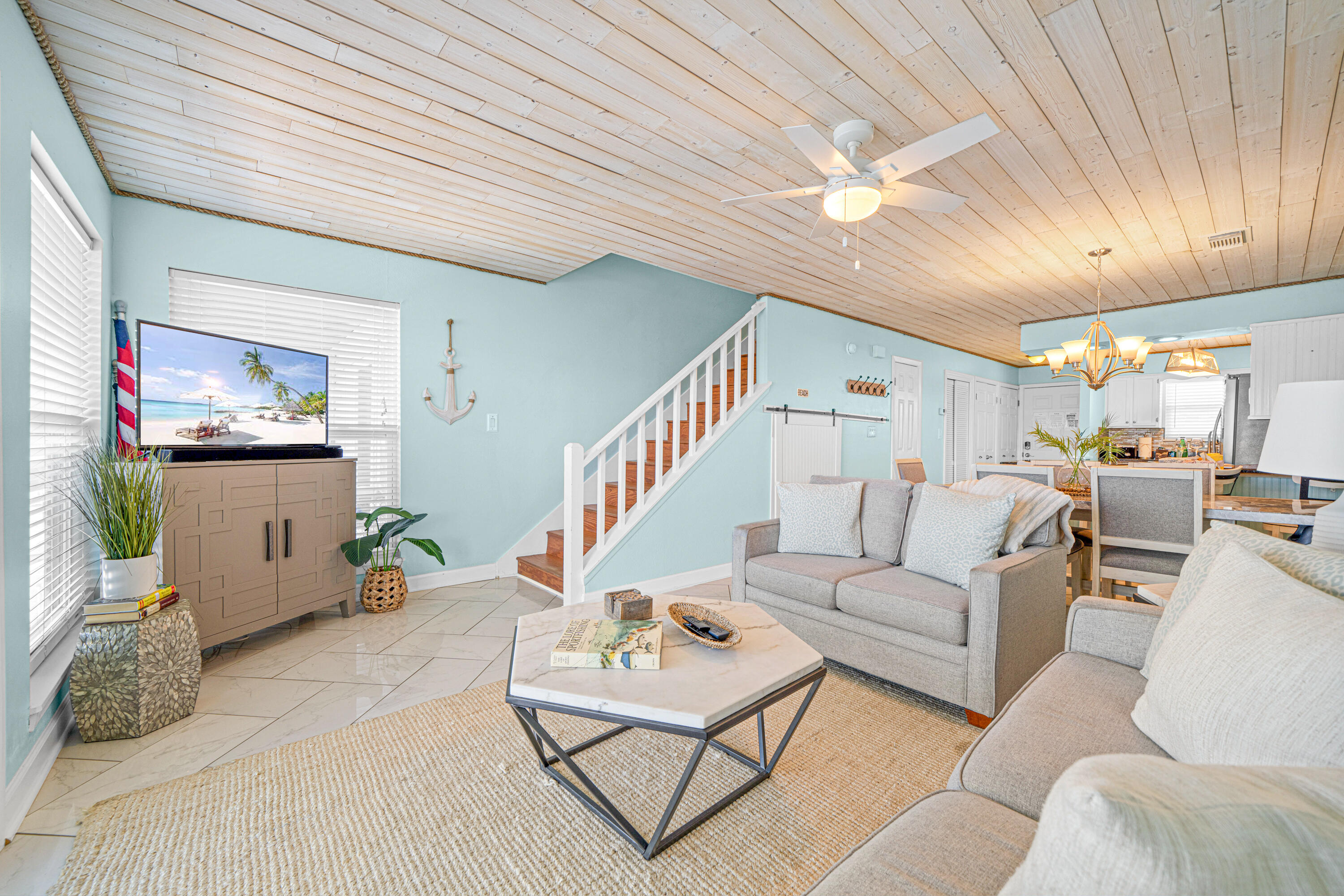 COMMODORES LANDING - Residential