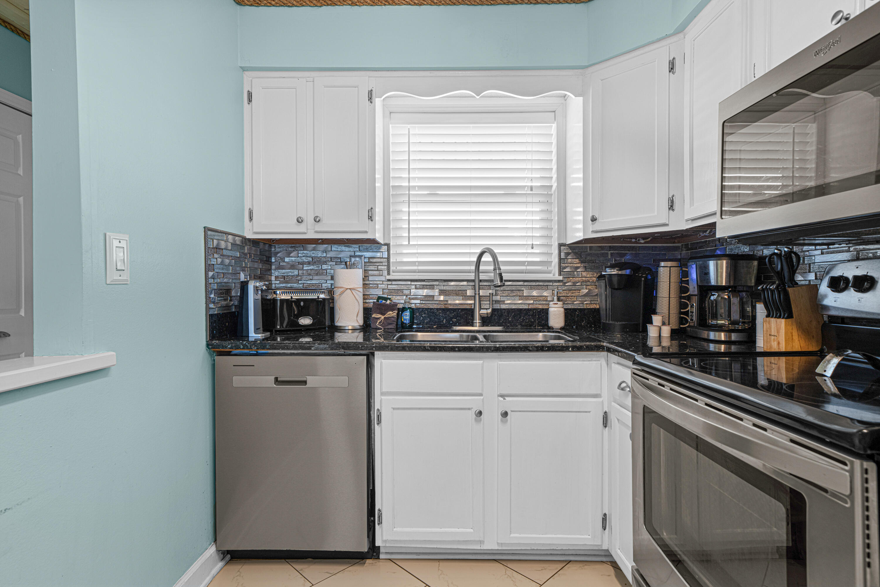 COMMODORES LANDING - Residential