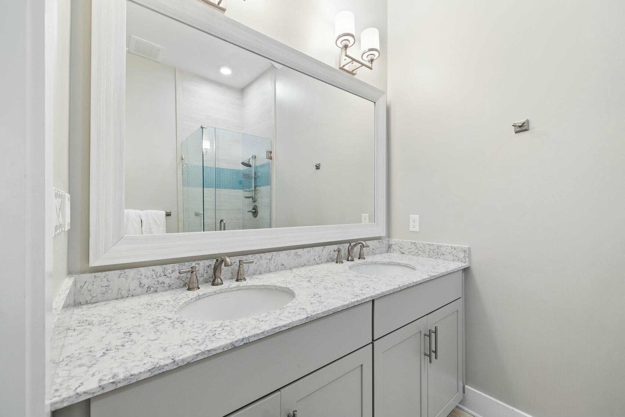 HENDERSON LOFTS - Residential