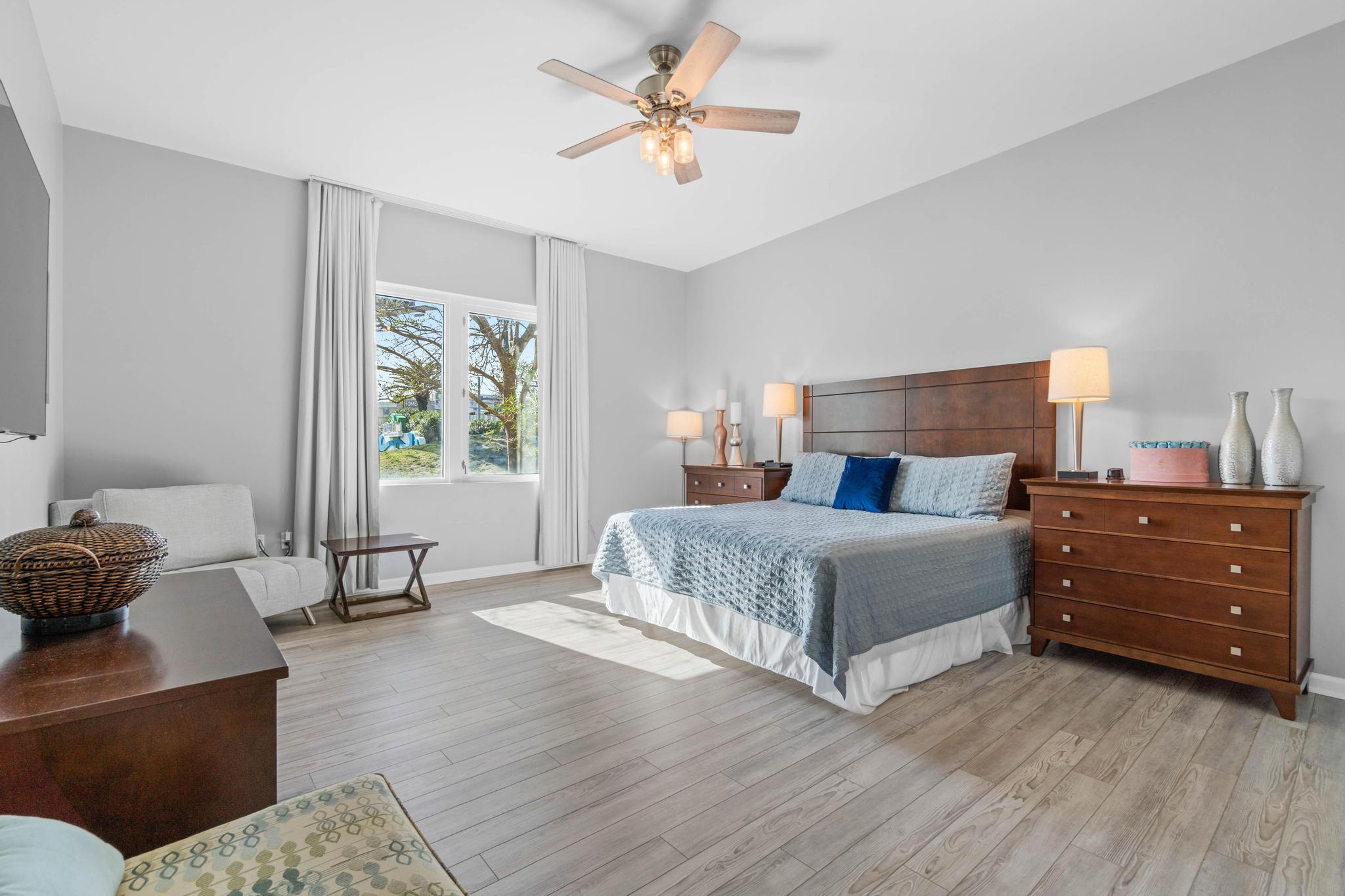 THE PALMS OF DESTIN - Residential