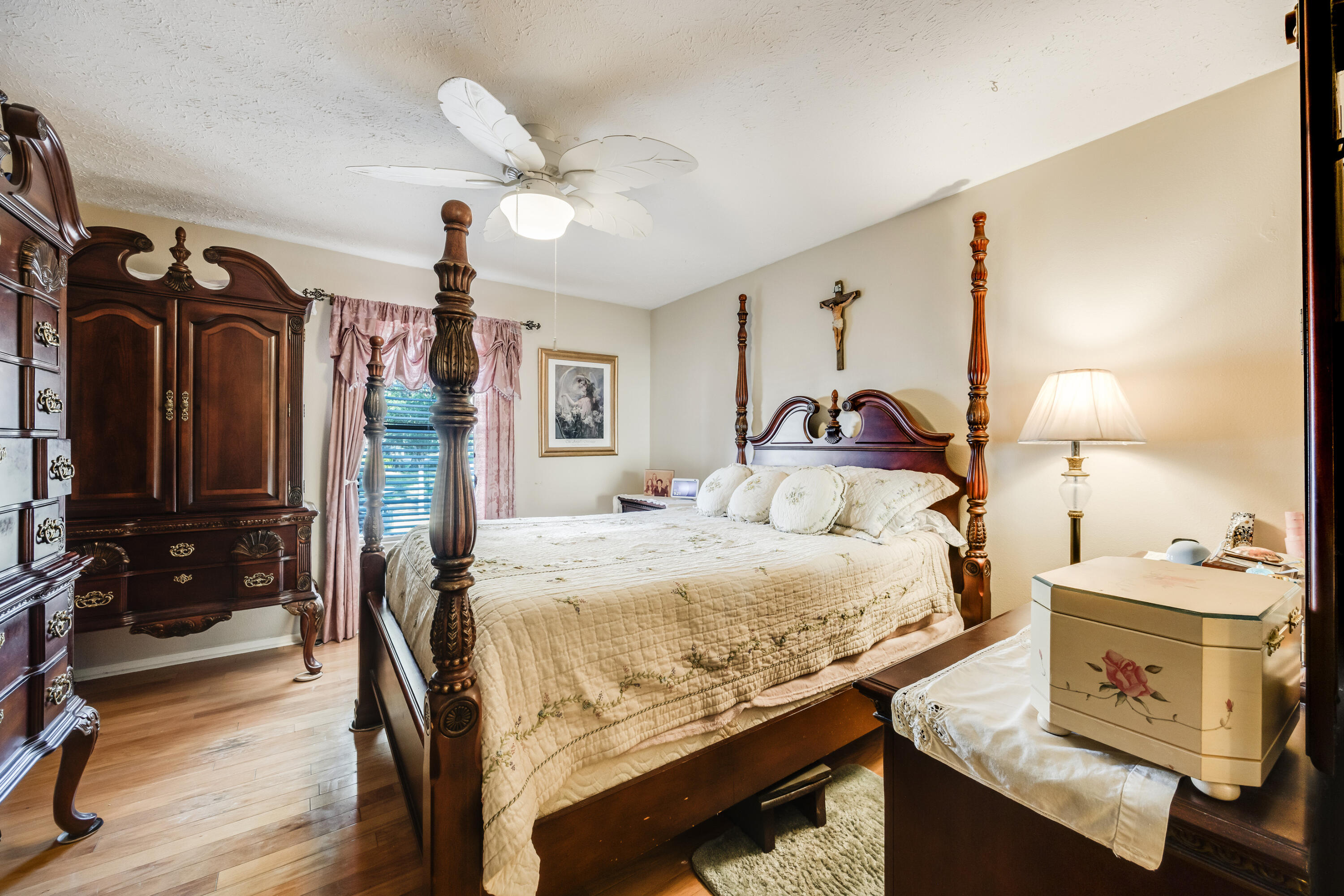 SPYGLASS POINT CONDO - Residential