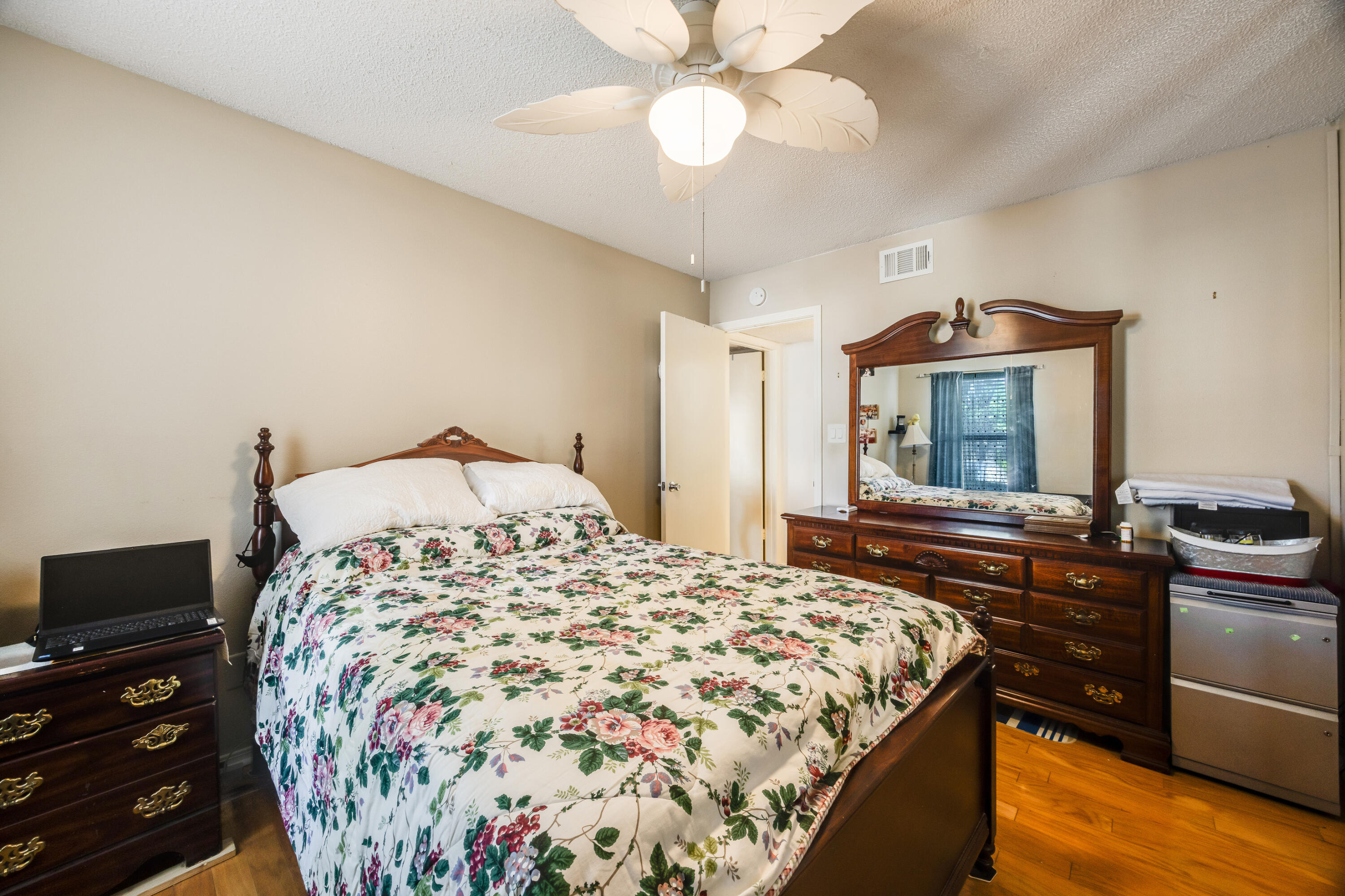 SPYGLASS POINT CONDO - Residential