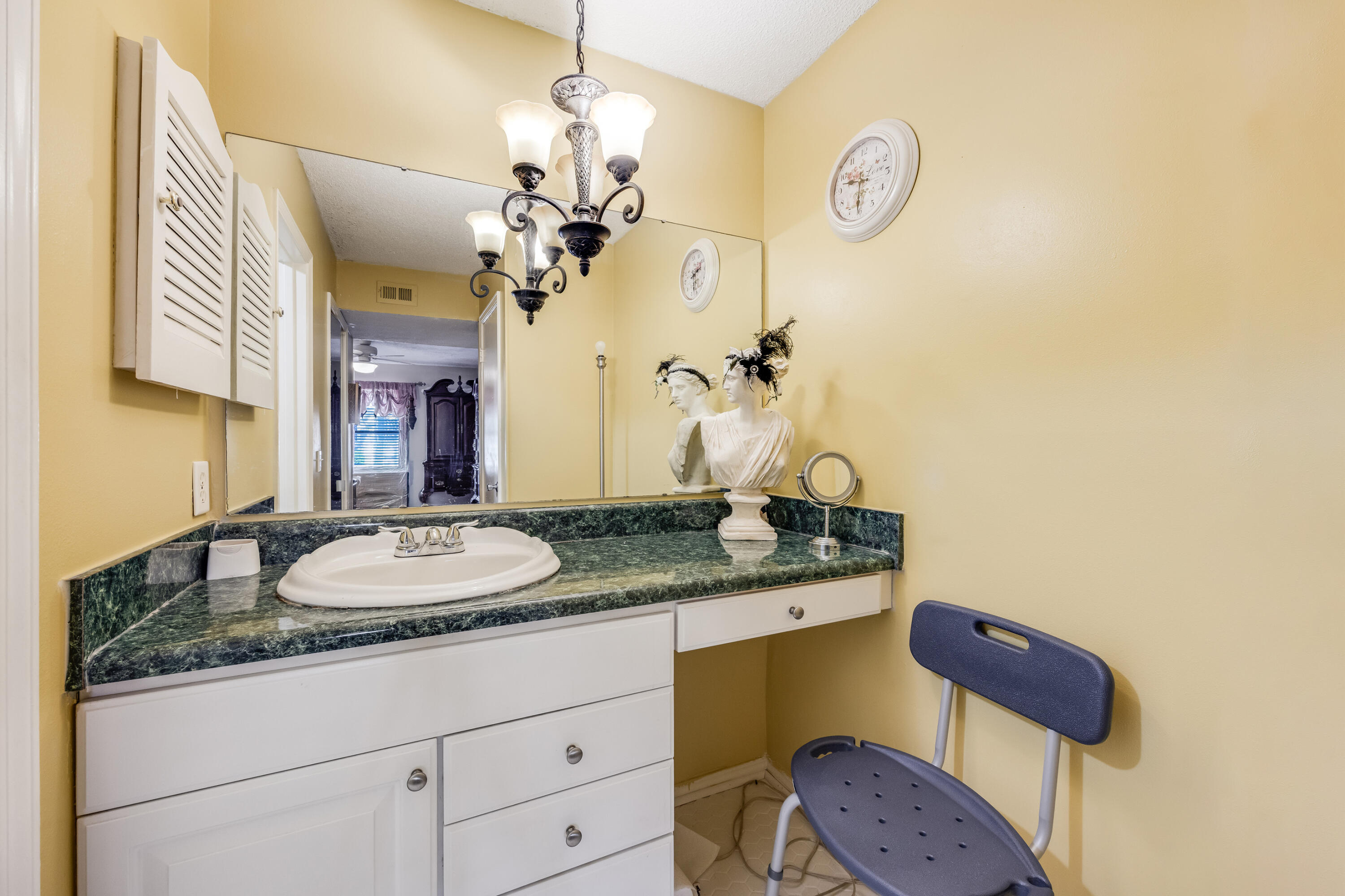 SPYGLASS POINT CONDO - Residential