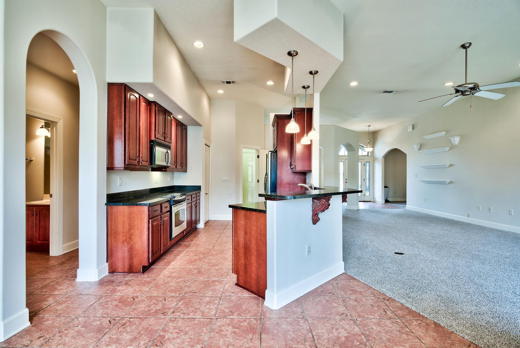 CHARDONNAY ESTATES - Residential