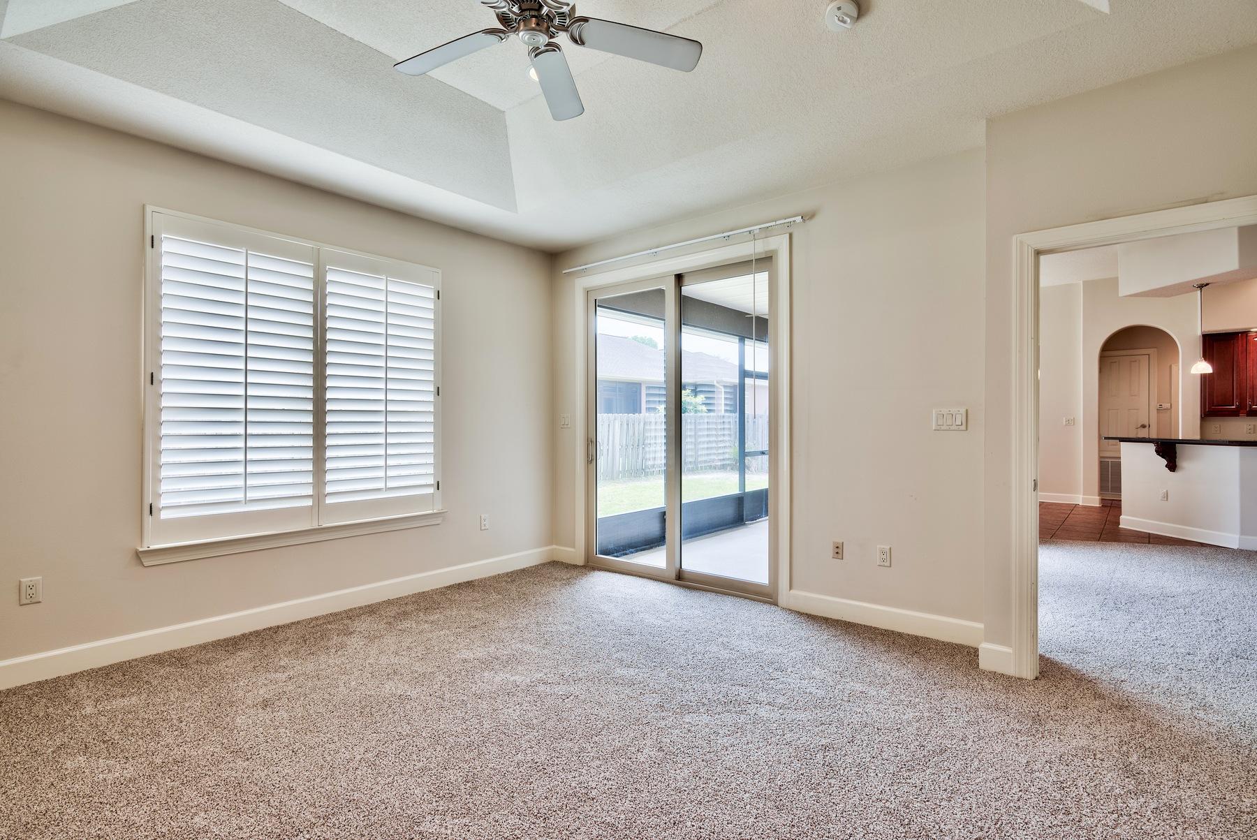 CHARDONNAY ESTATES - Residential