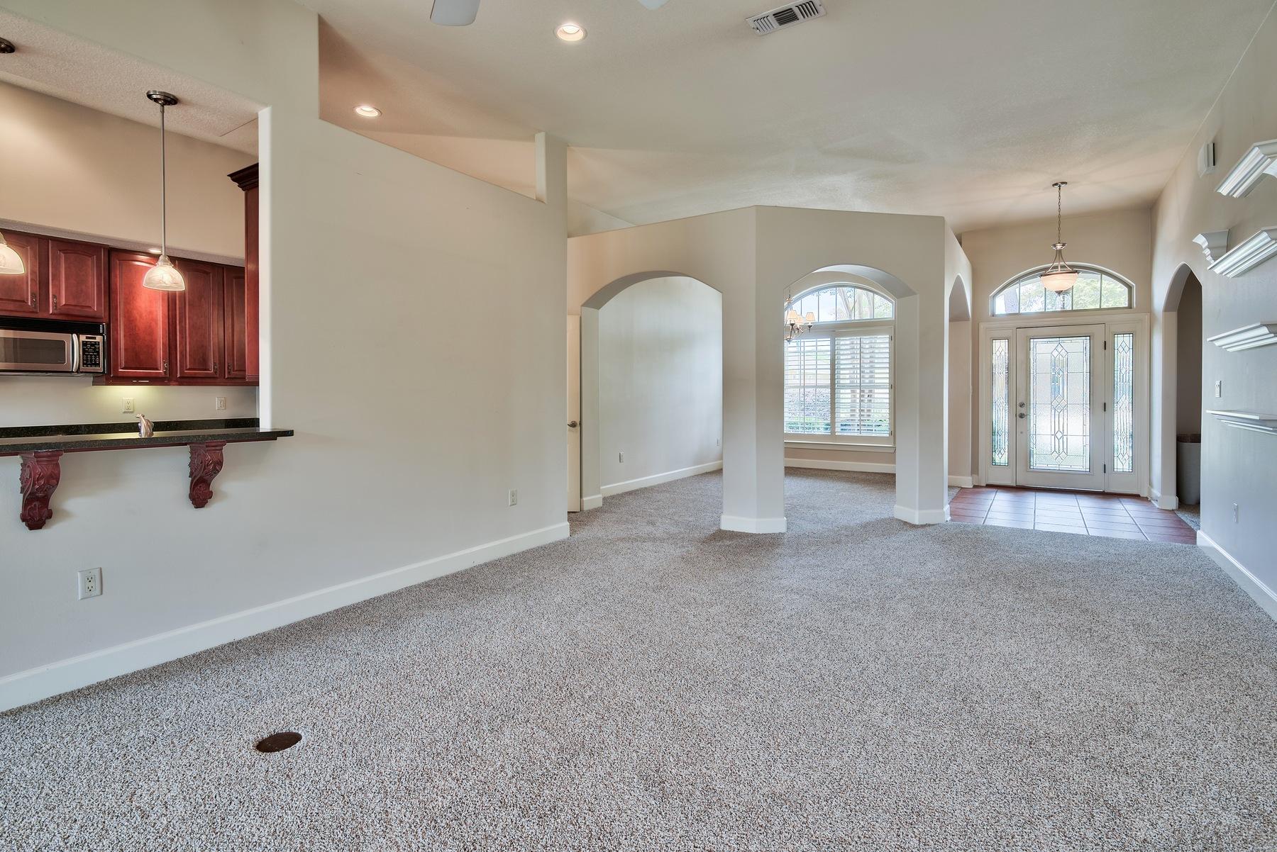 CHARDONNAY ESTATES - Residential