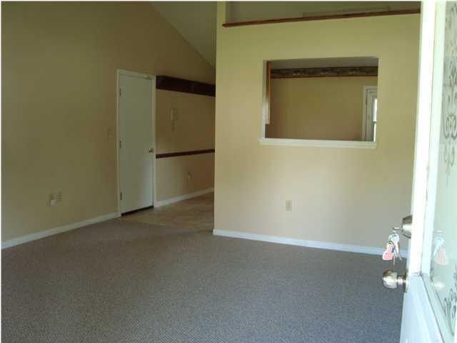 APLIN HEIGHTS S/D PH 1 - Residential Lease