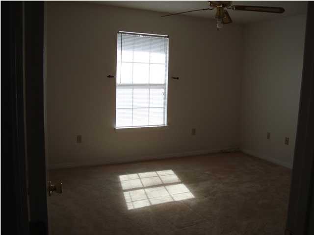 APLIN HEIGHTS S/D PH 1 - Residential Lease