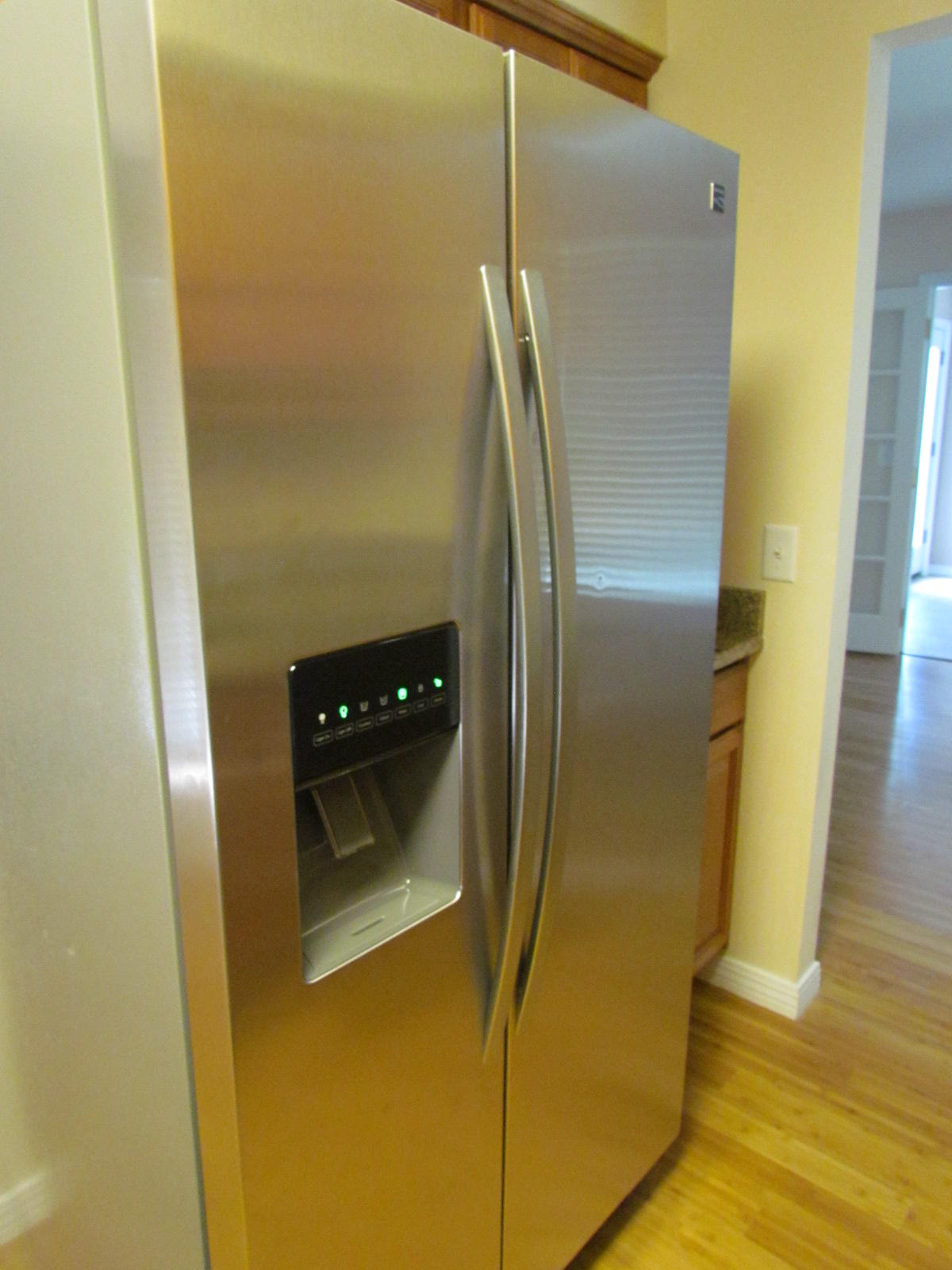 ROYAL OAK VILLAGE - Residential Lease