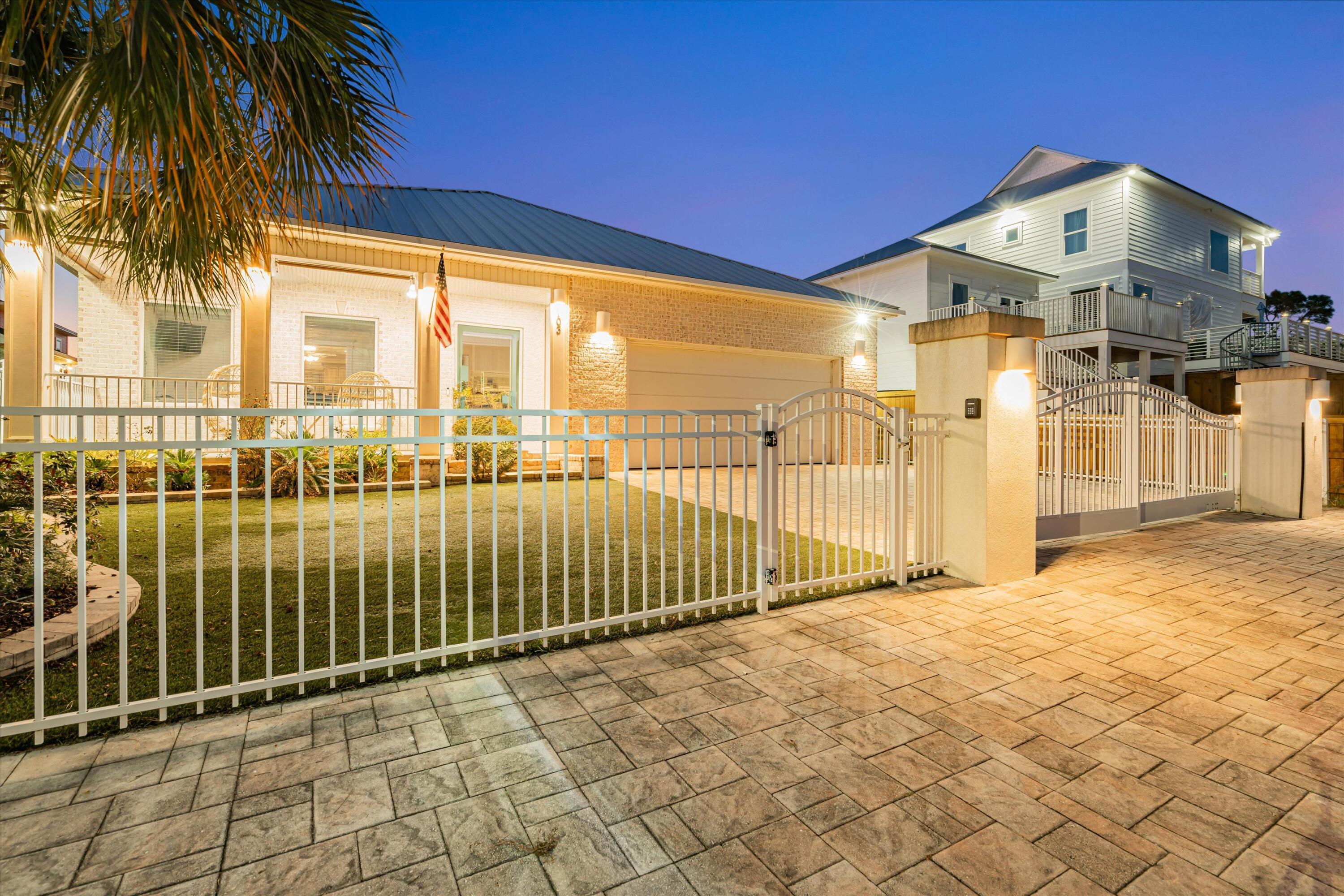 BID-A-WEE S/D - Residential