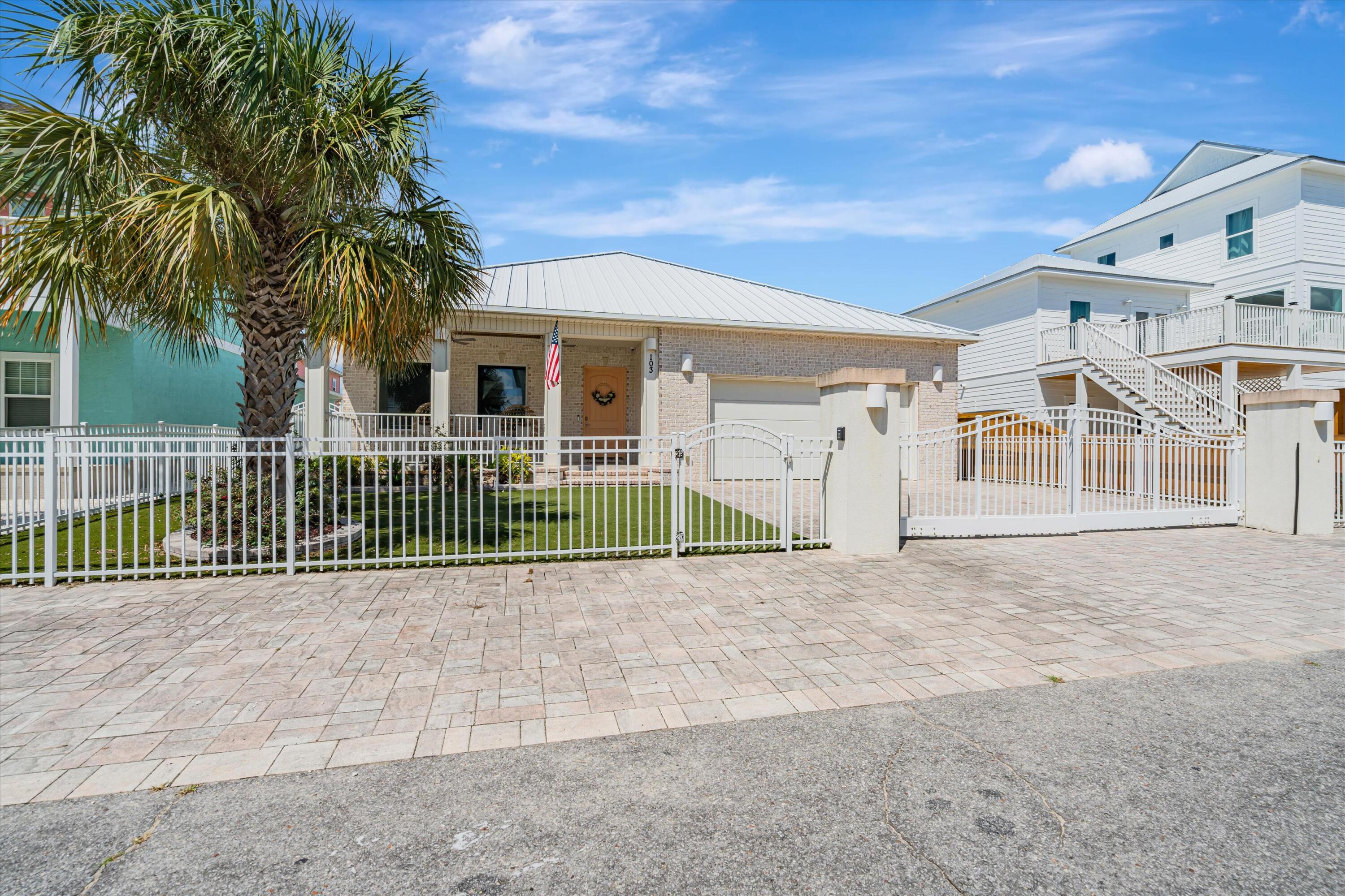 BID-A-WEE S/D - Residential