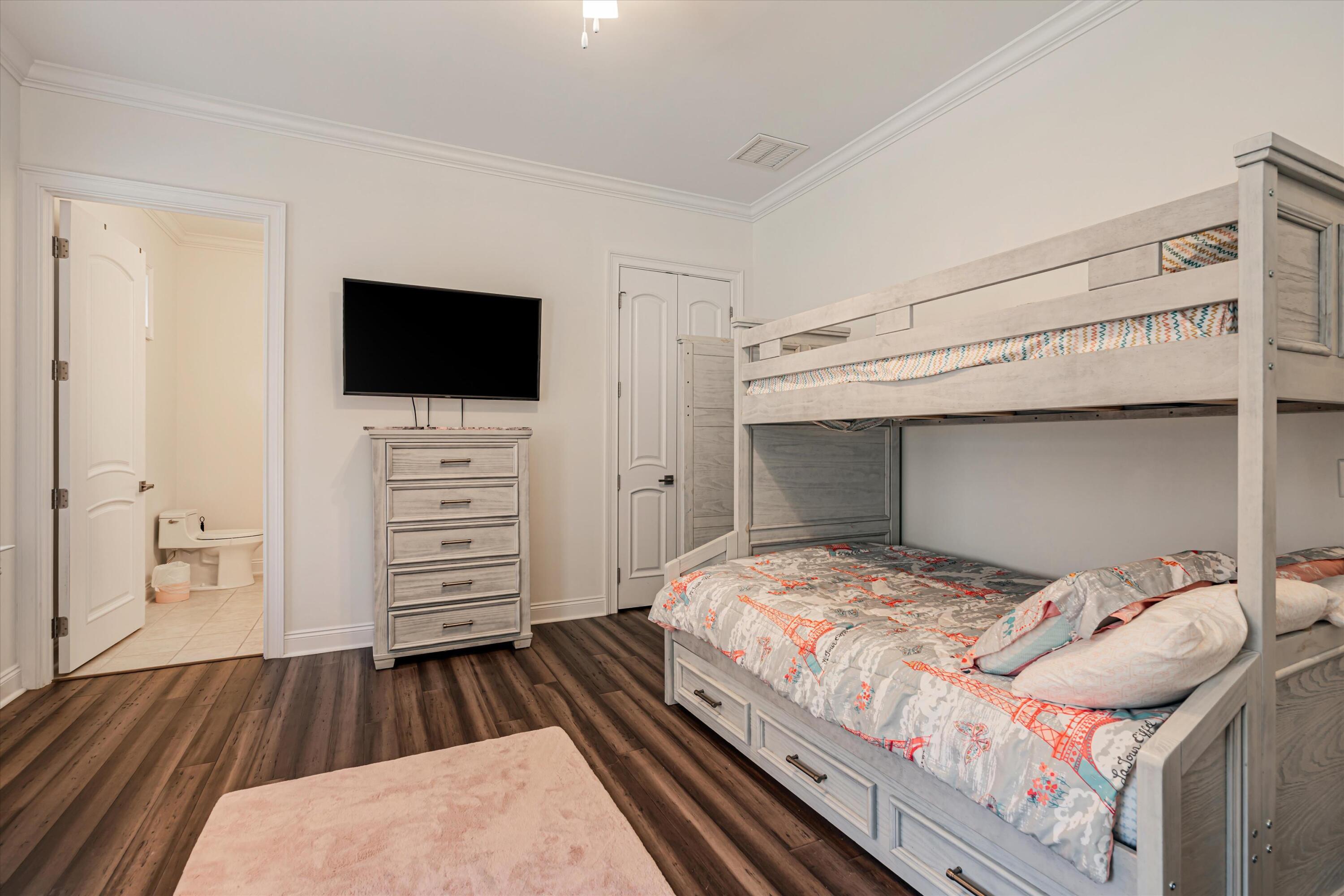 BID-A-WEE S/D - Residential