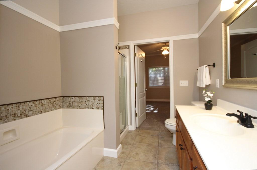 WALTON PARK LOT 5 - Residential