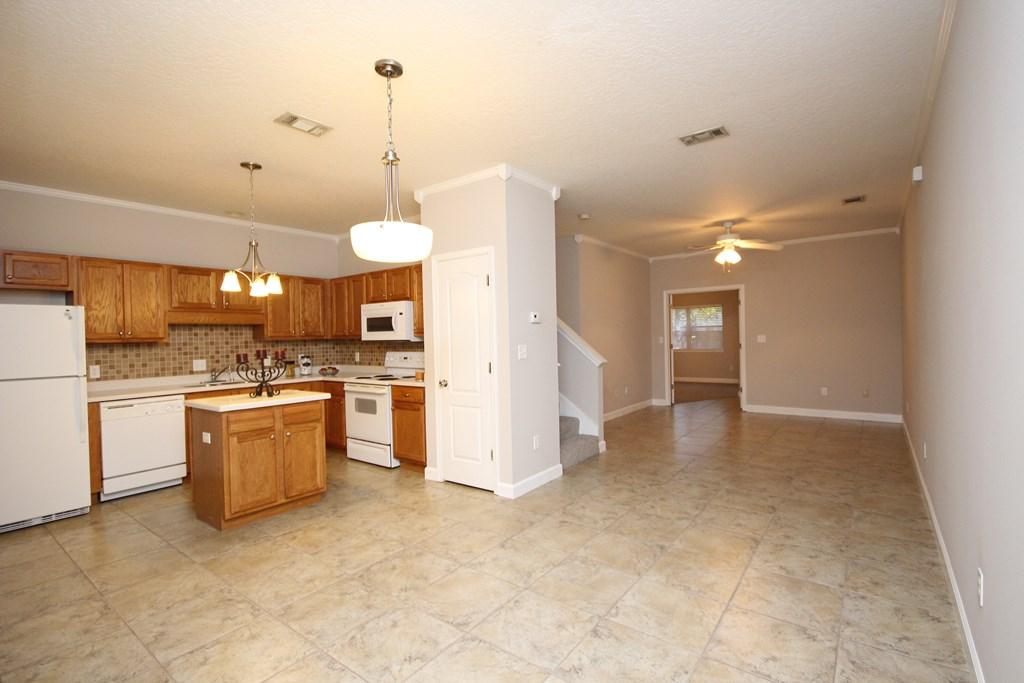 WALTON PARK LOT 5 - Residential