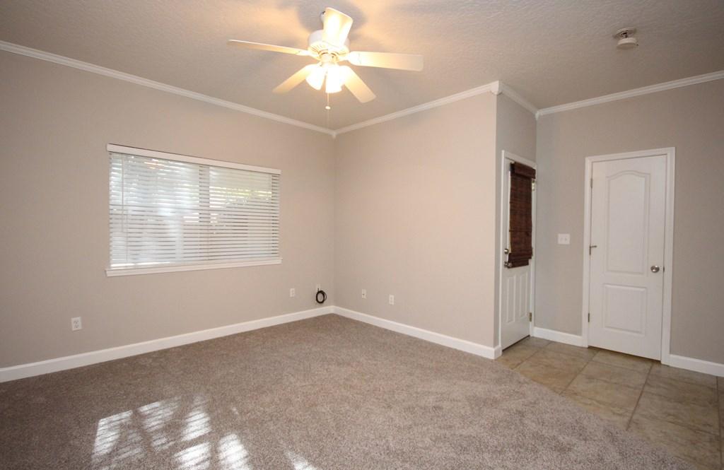 WALTON PARK LOT 5 - Residential