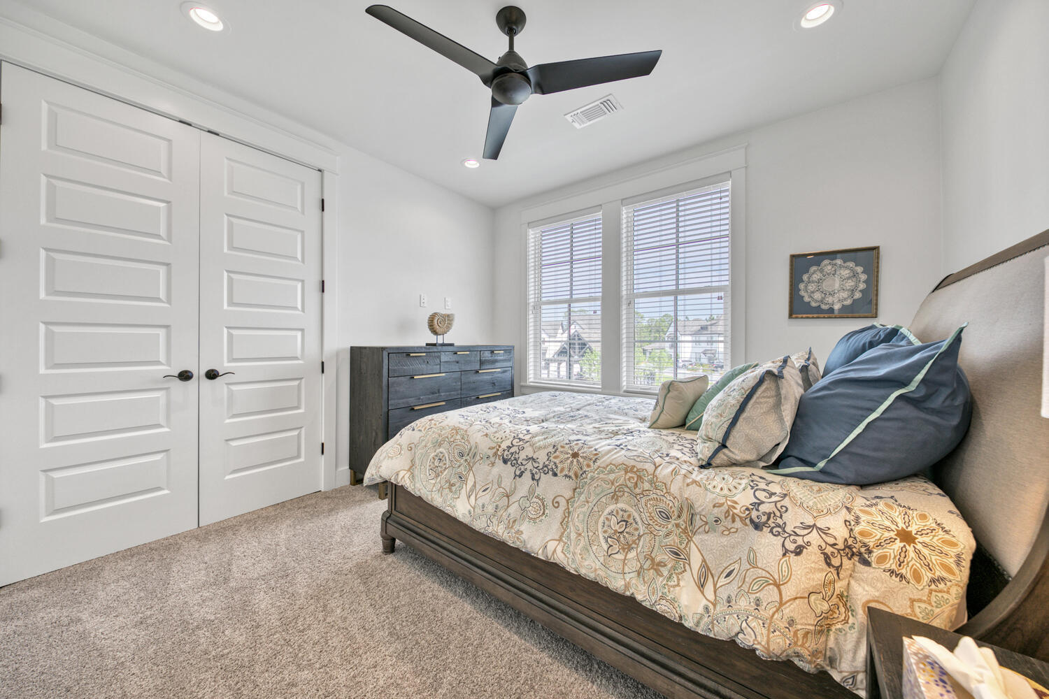 Ridgewalk - Residential