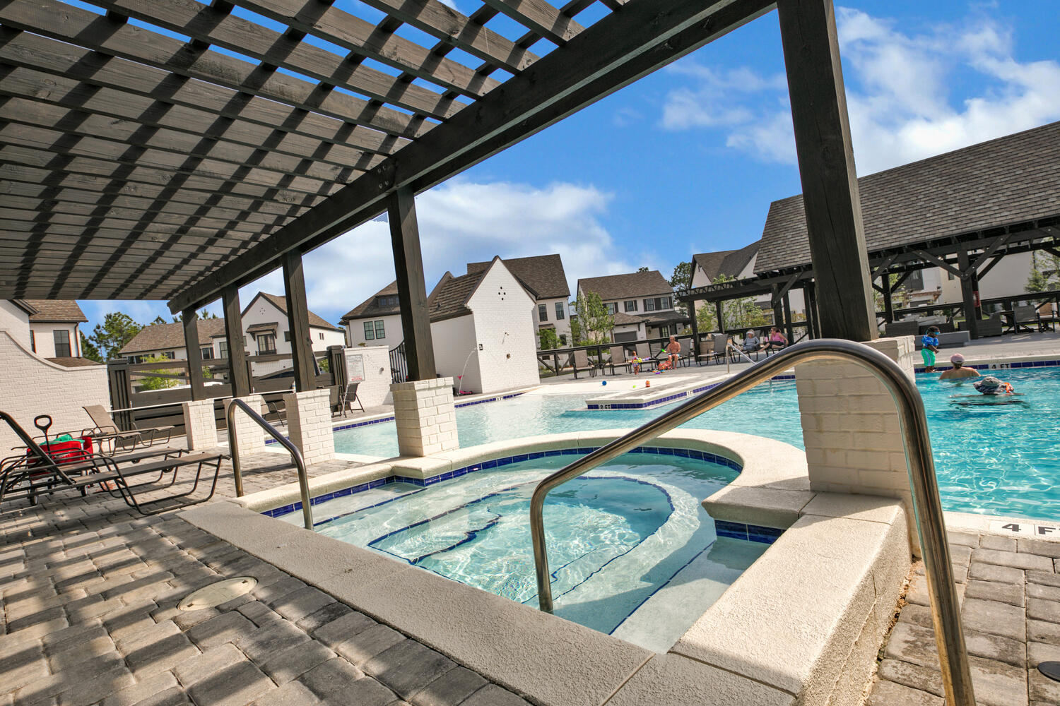 Ridgewalk - Residential