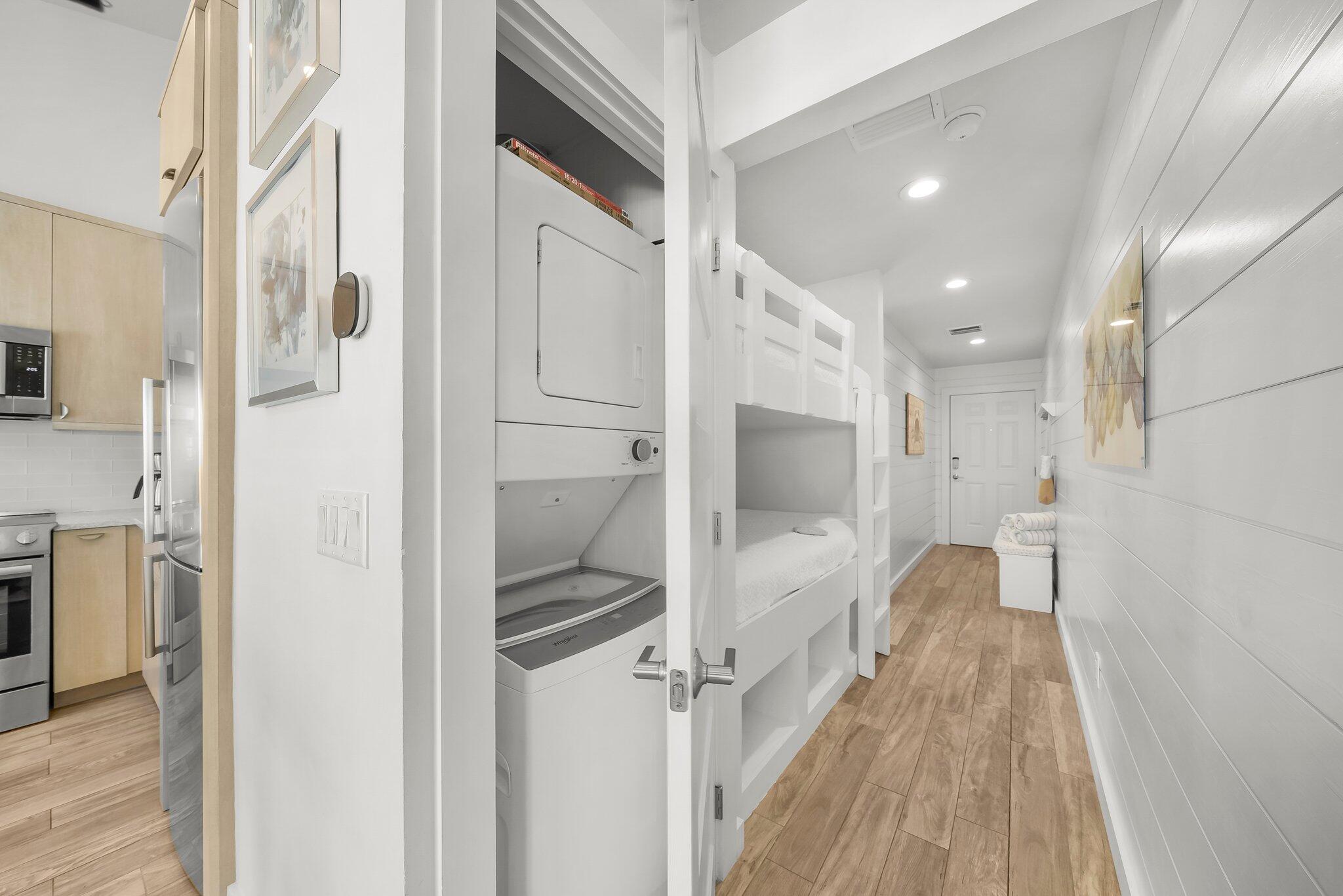LEEWARD CONDO 2 - Residential