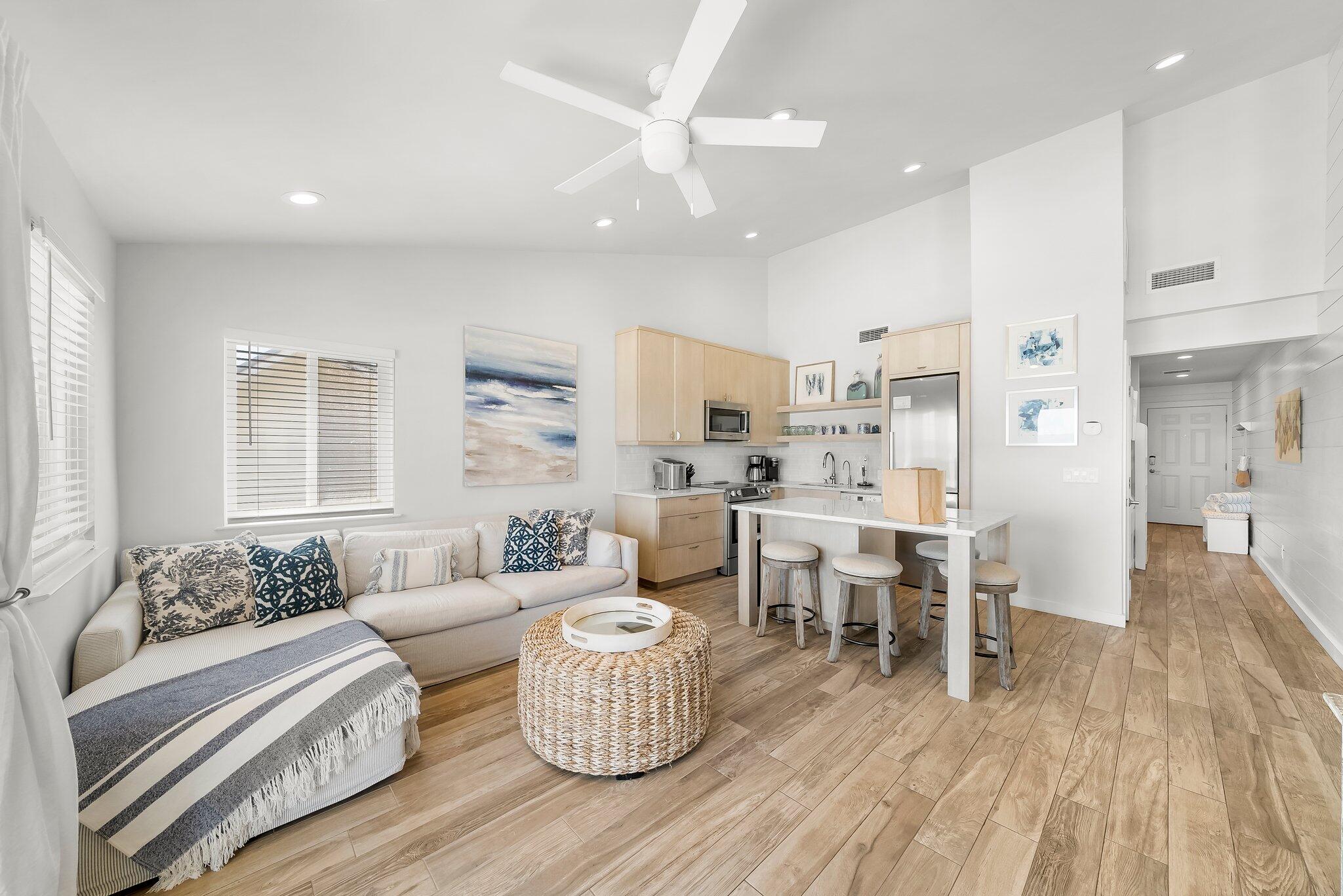 LEEWARD CONDO 2 - Residential