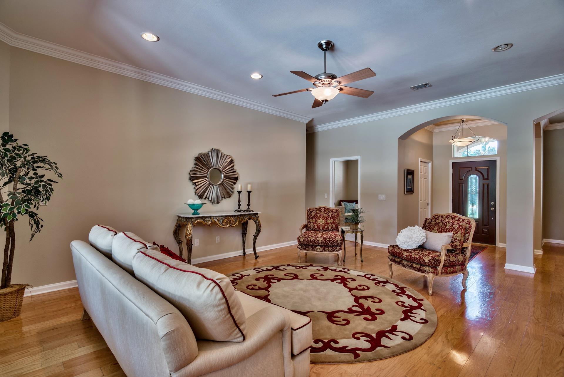 WINDSOR FOREST - Residential