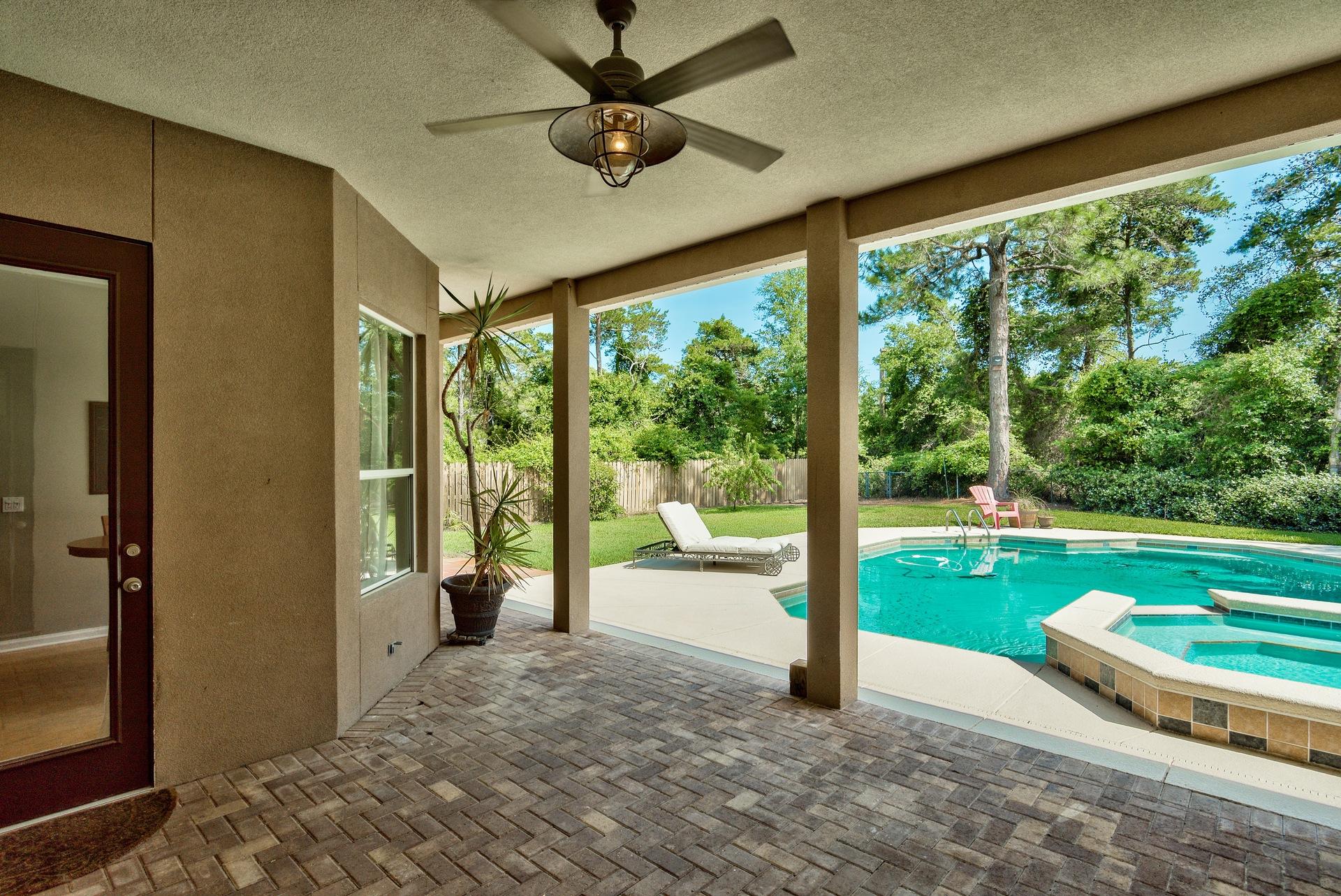 WINDSOR FOREST - Residential