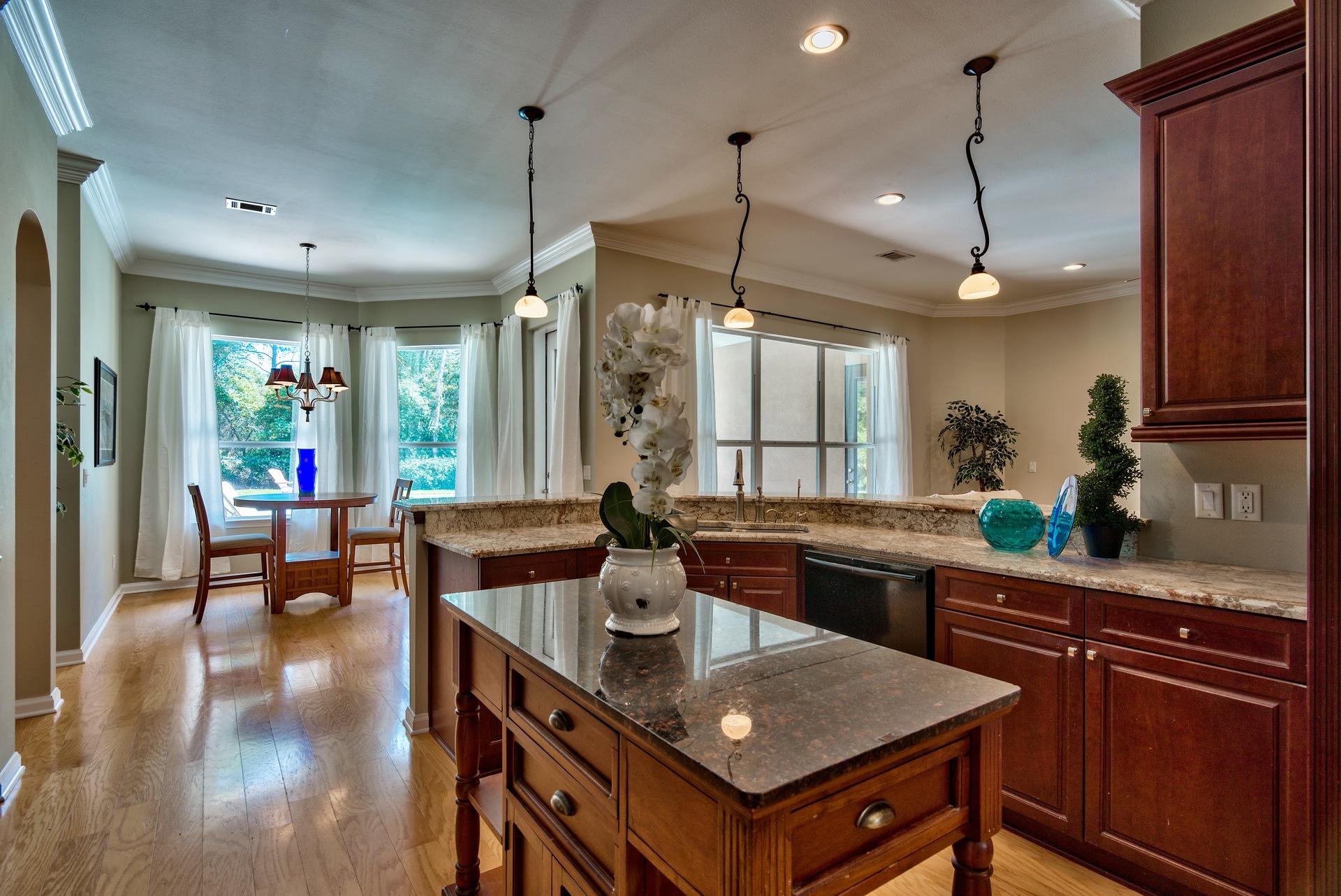 WINDSOR FOREST - Residential