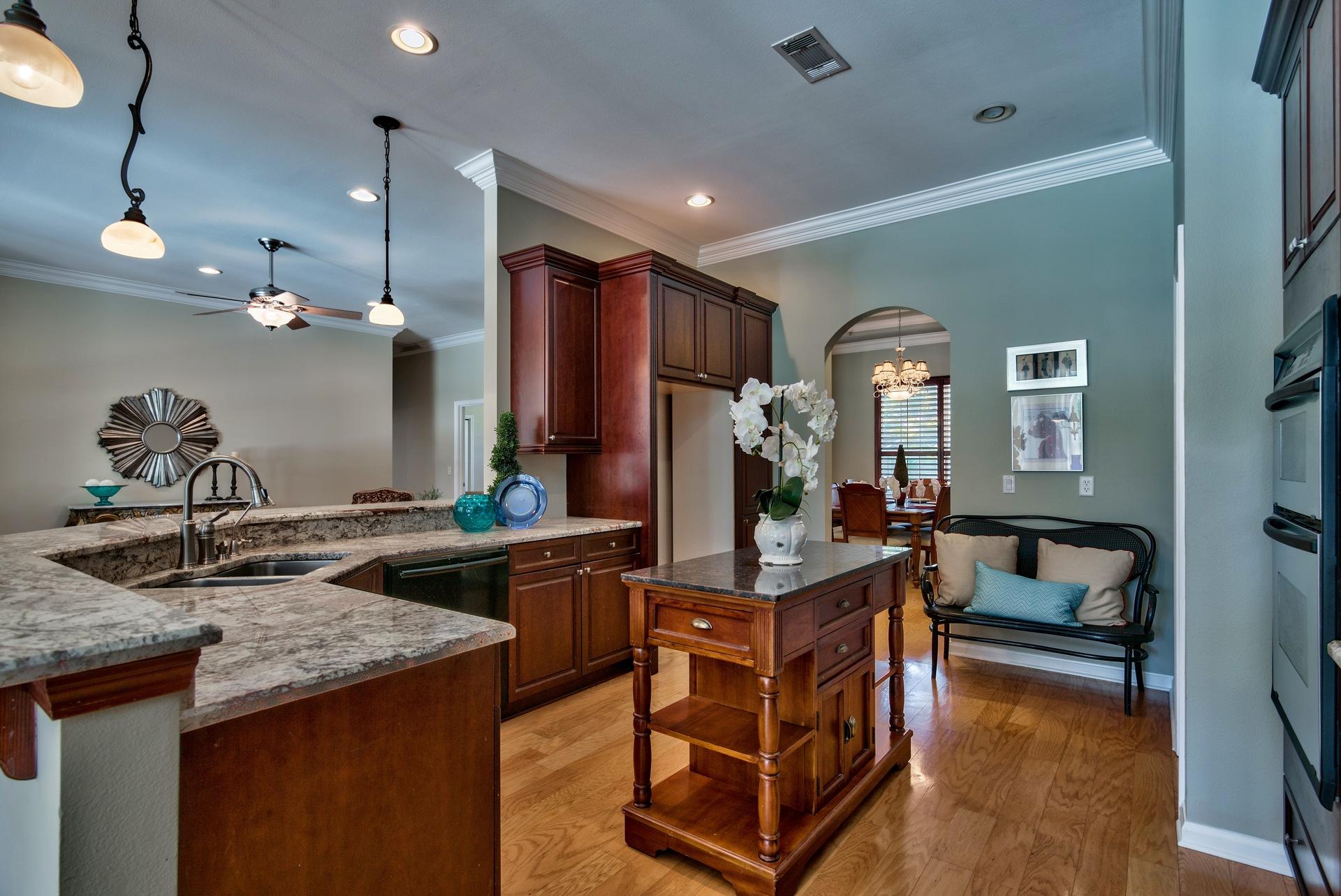 WINDSOR FOREST - Residential