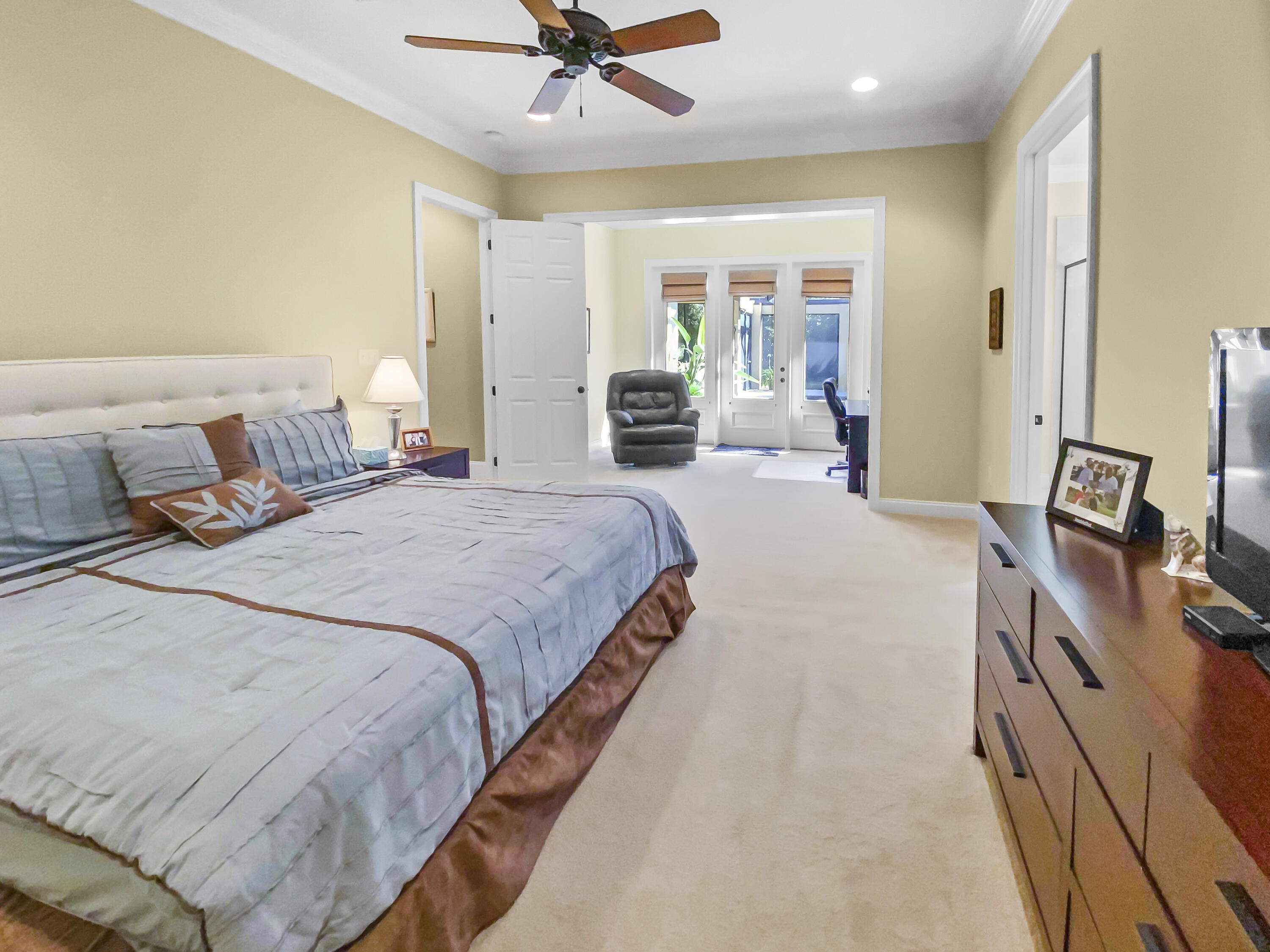 VINEYARD AT RAVEN OAKS - Residential