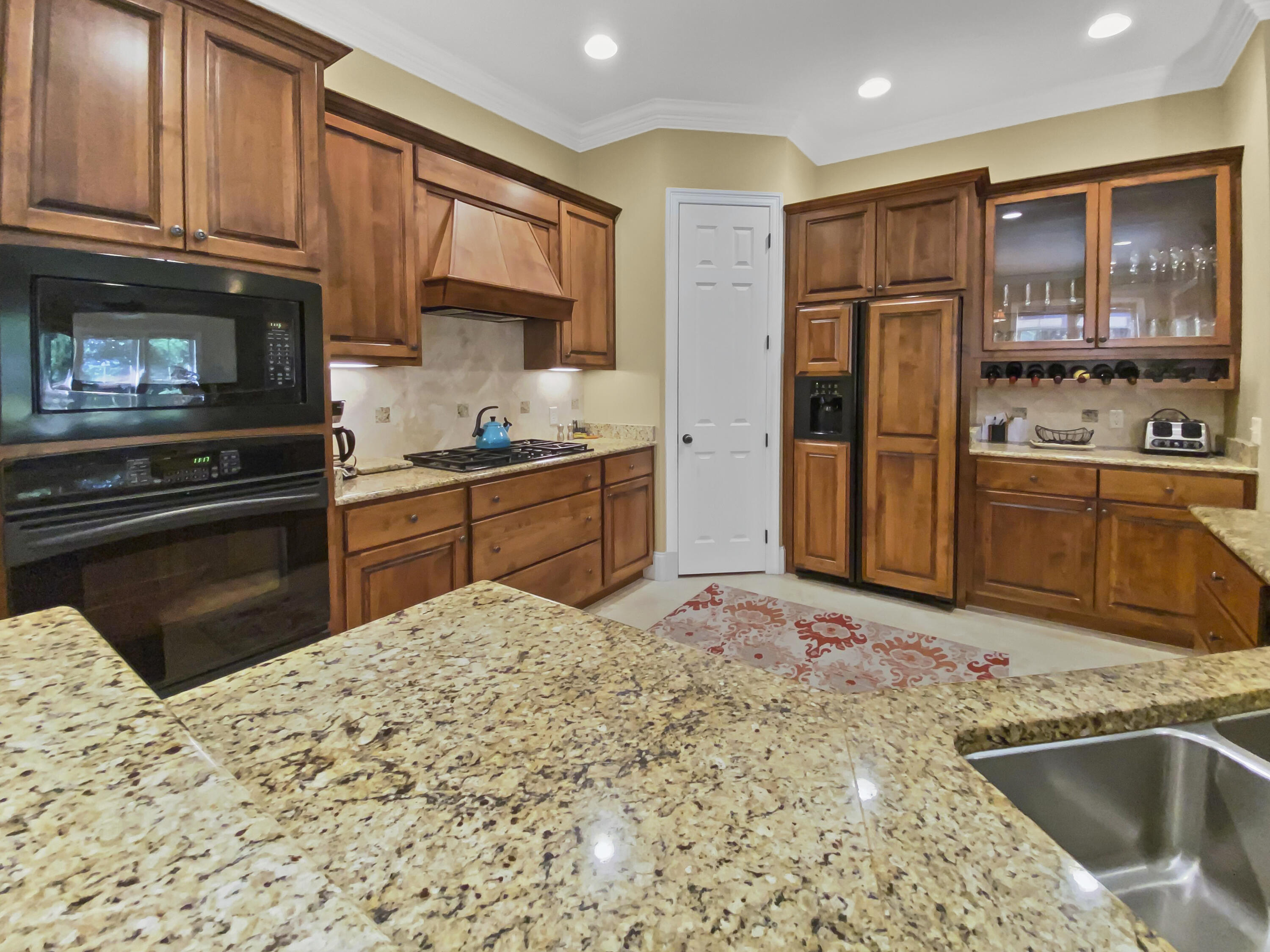 VINEYARD AT RAVEN OAKS - Residential