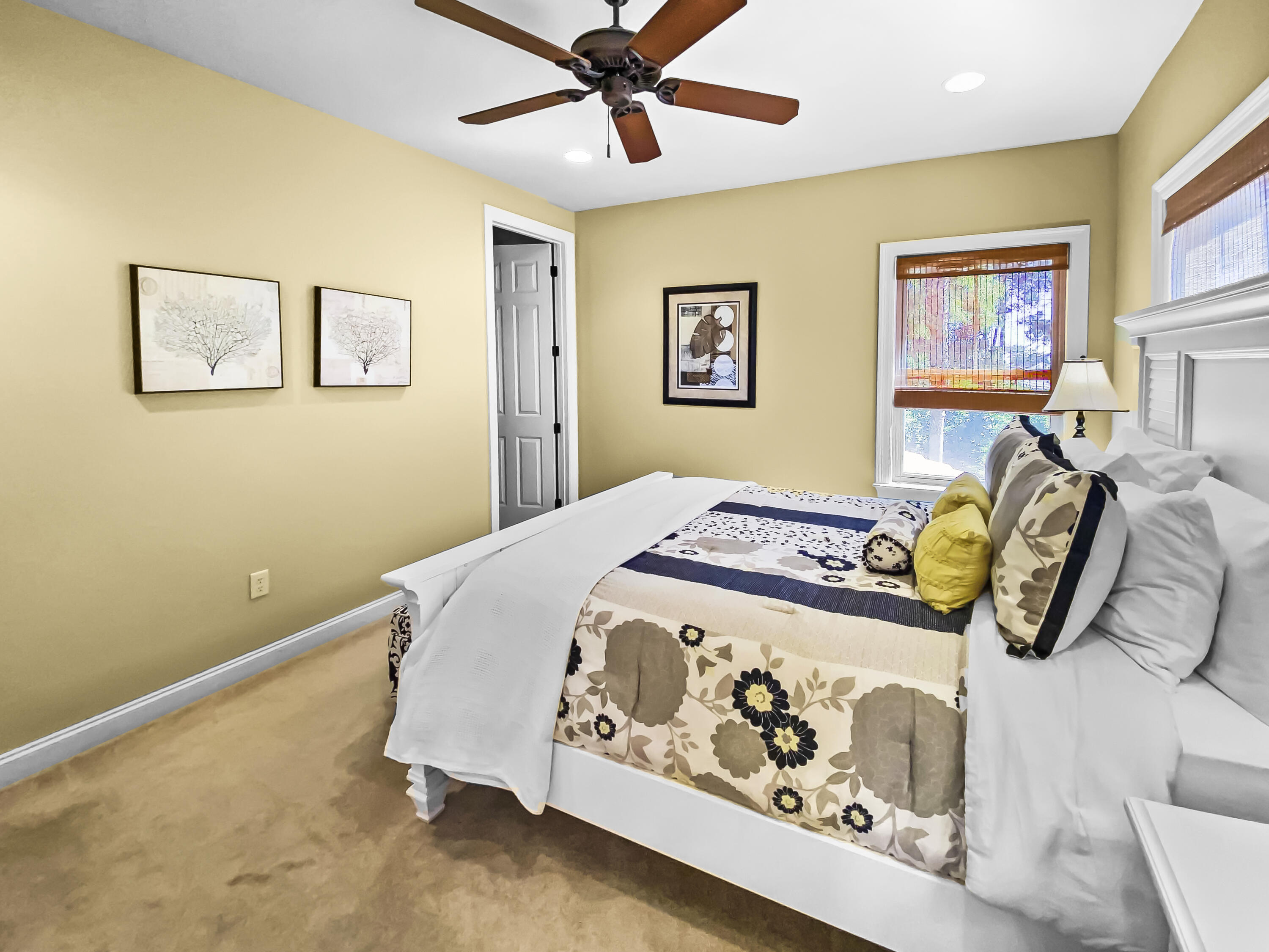 VINEYARD AT RAVEN OAKS - Residential