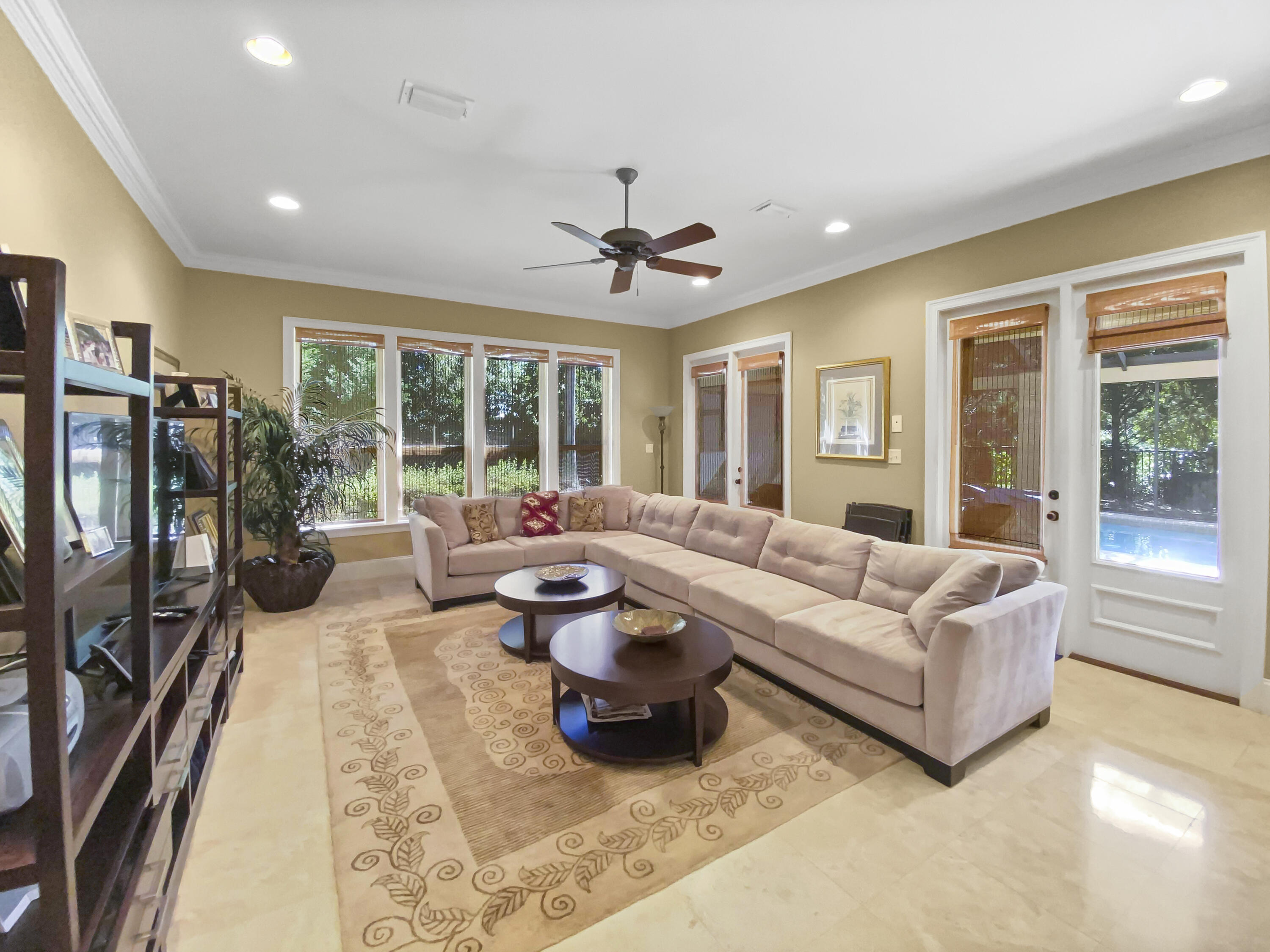 VINEYARD AT RAVEN OAKS - Residential