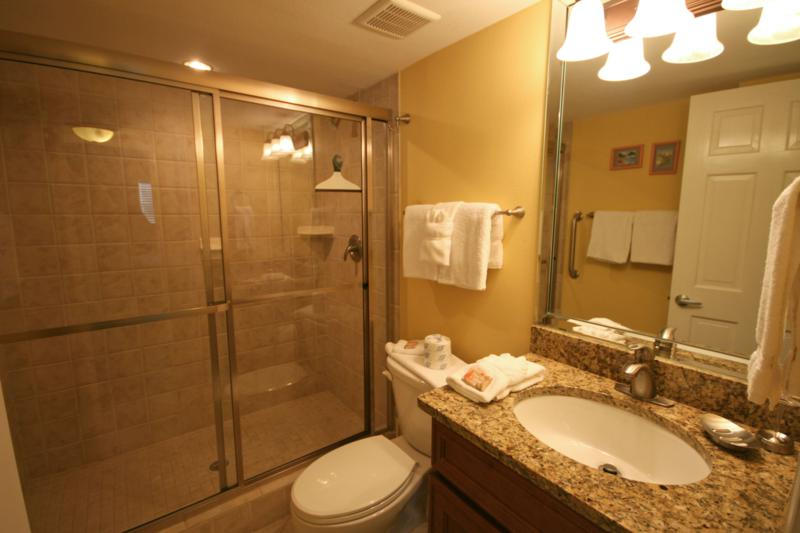 EL MATADOR CONDO - Residential