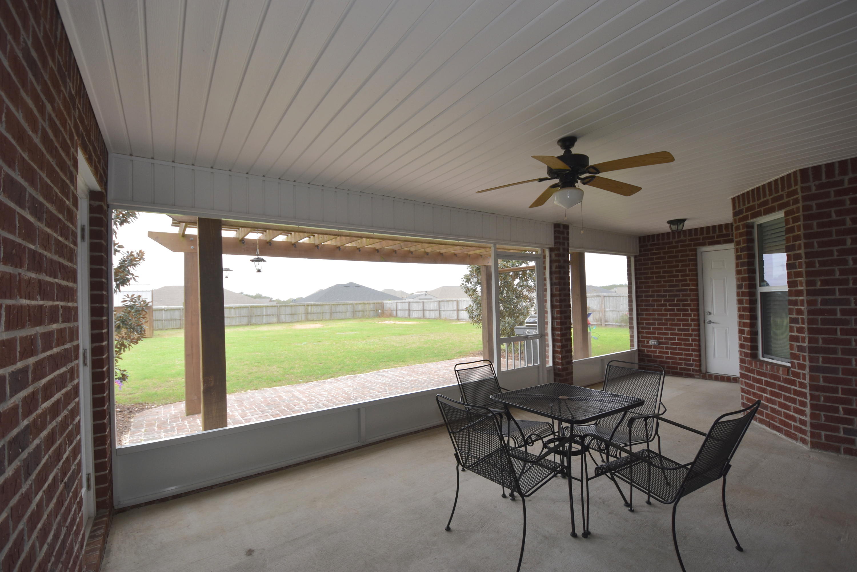 BROWNSTONE MANOR - Residential