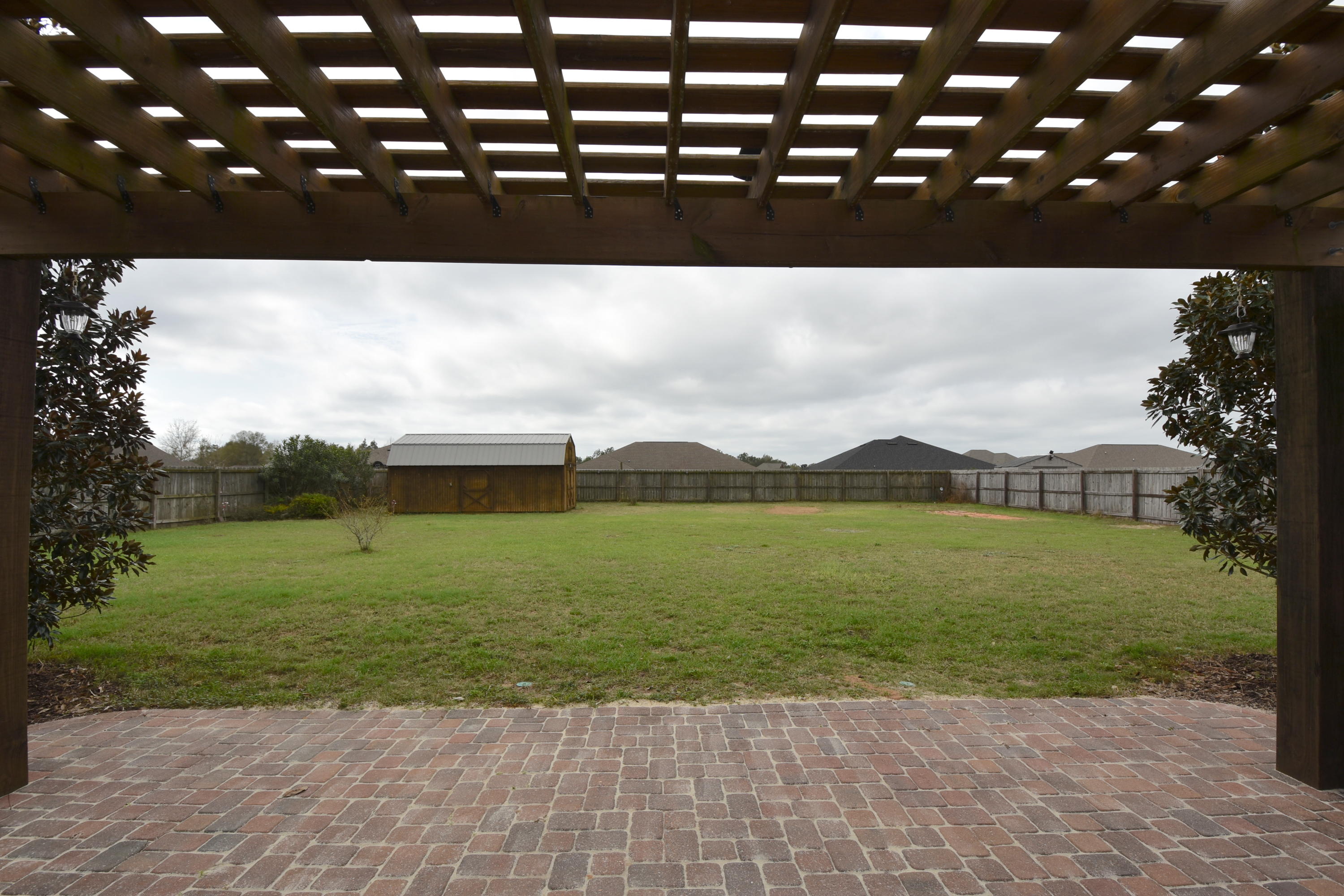 BROWNSTONE MANOR - Residential