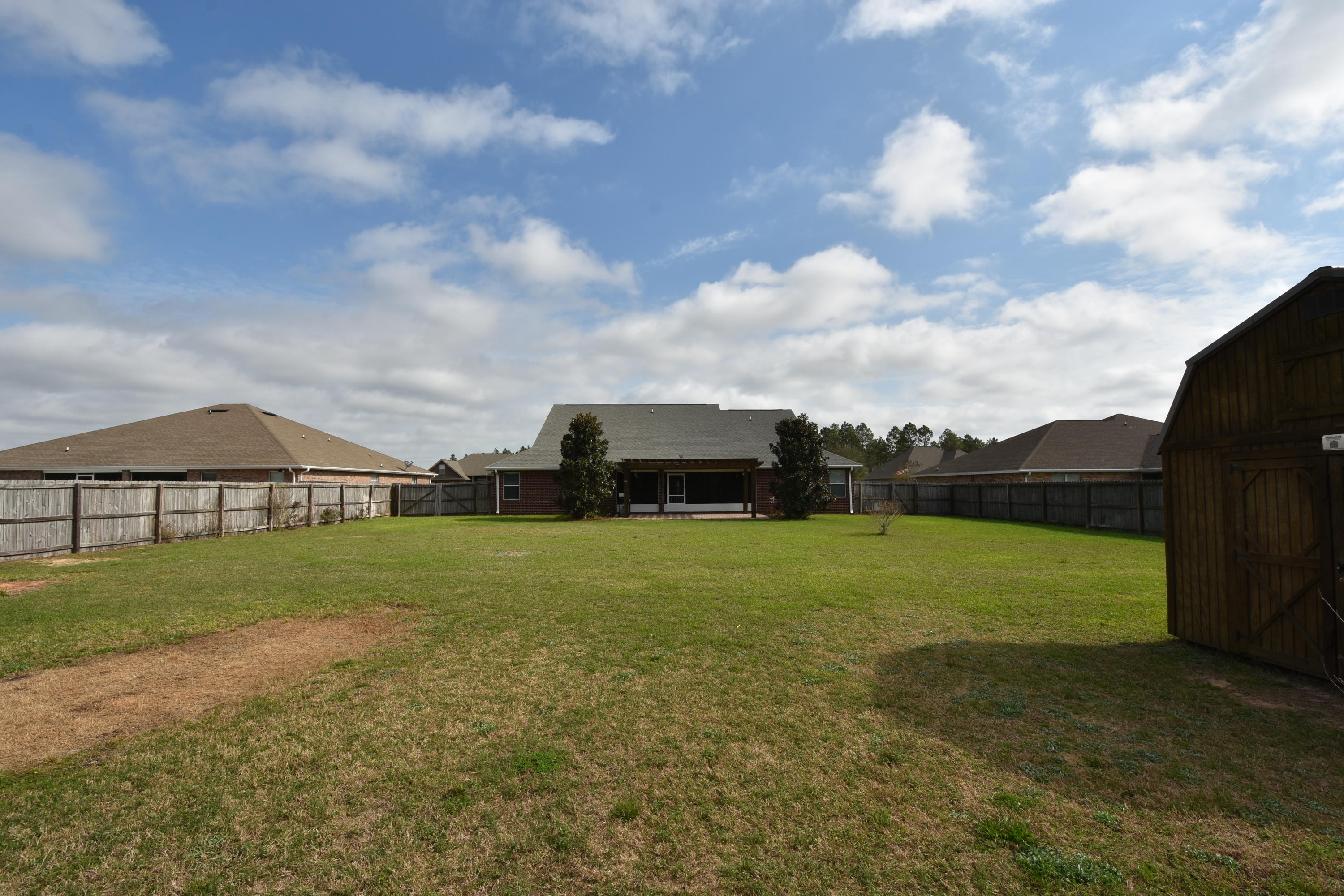 BROWNSTONE MANOR - Residential