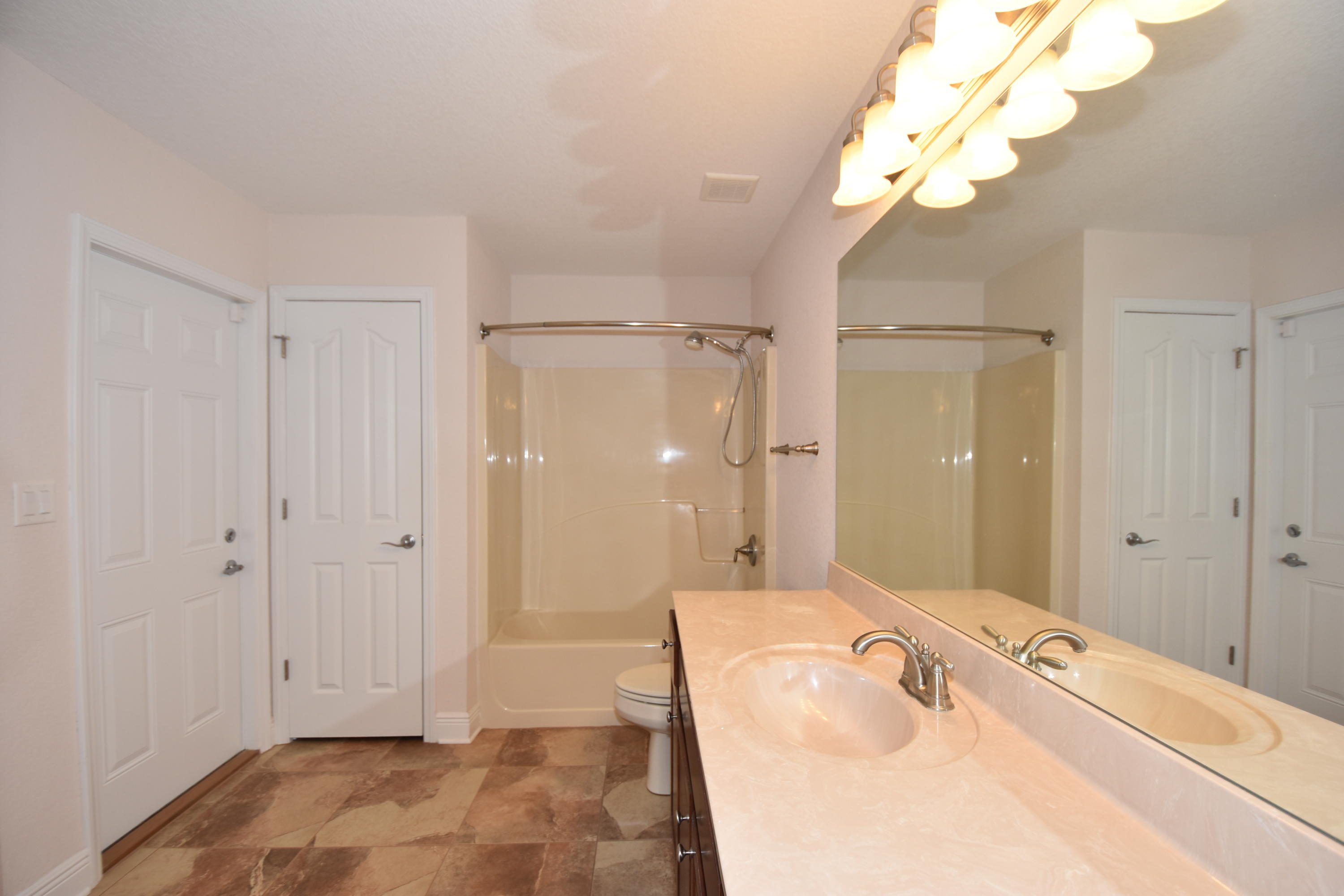 BROWNSTONE MANOR - Residential