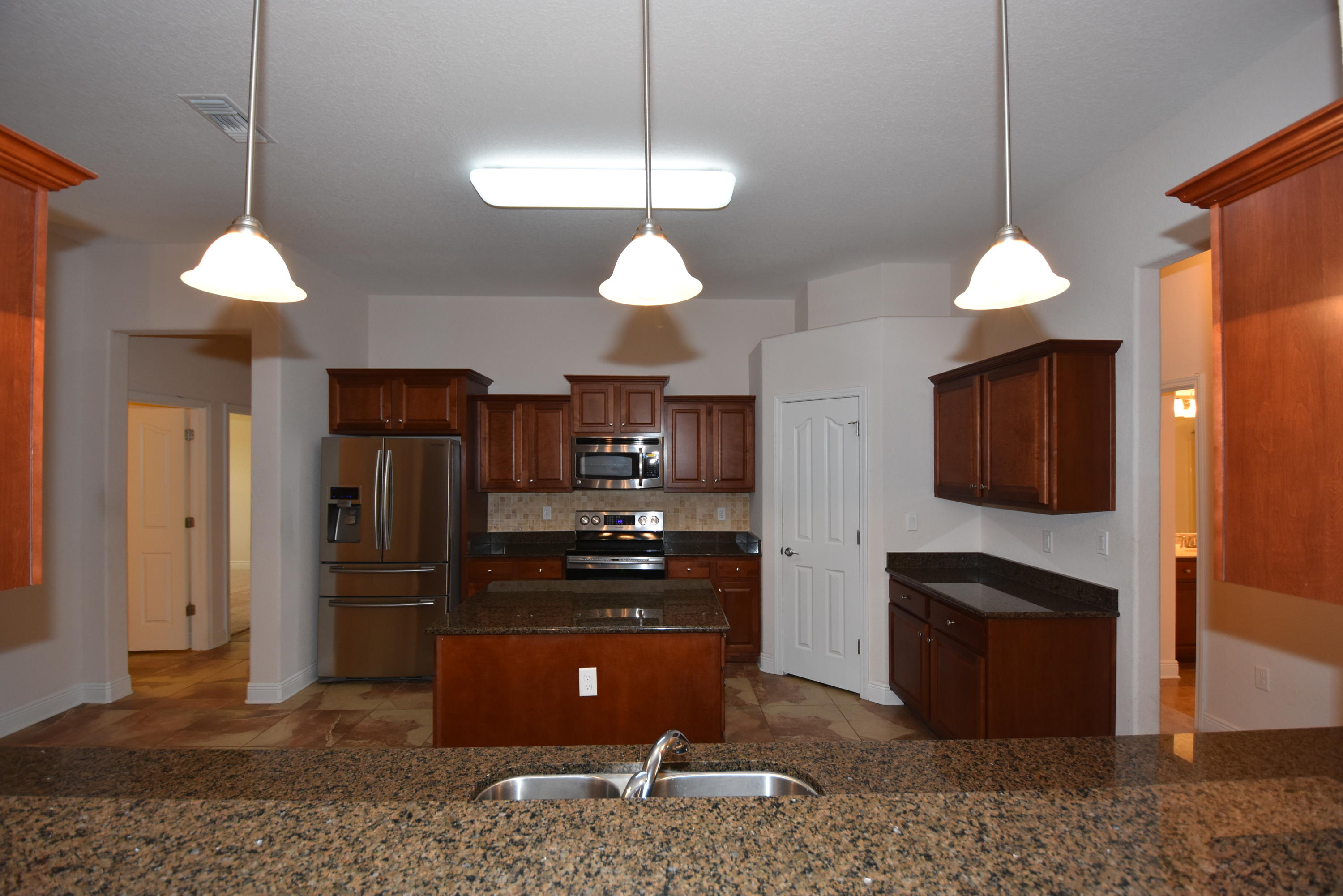 BROWNSTONE MANOR - Residential