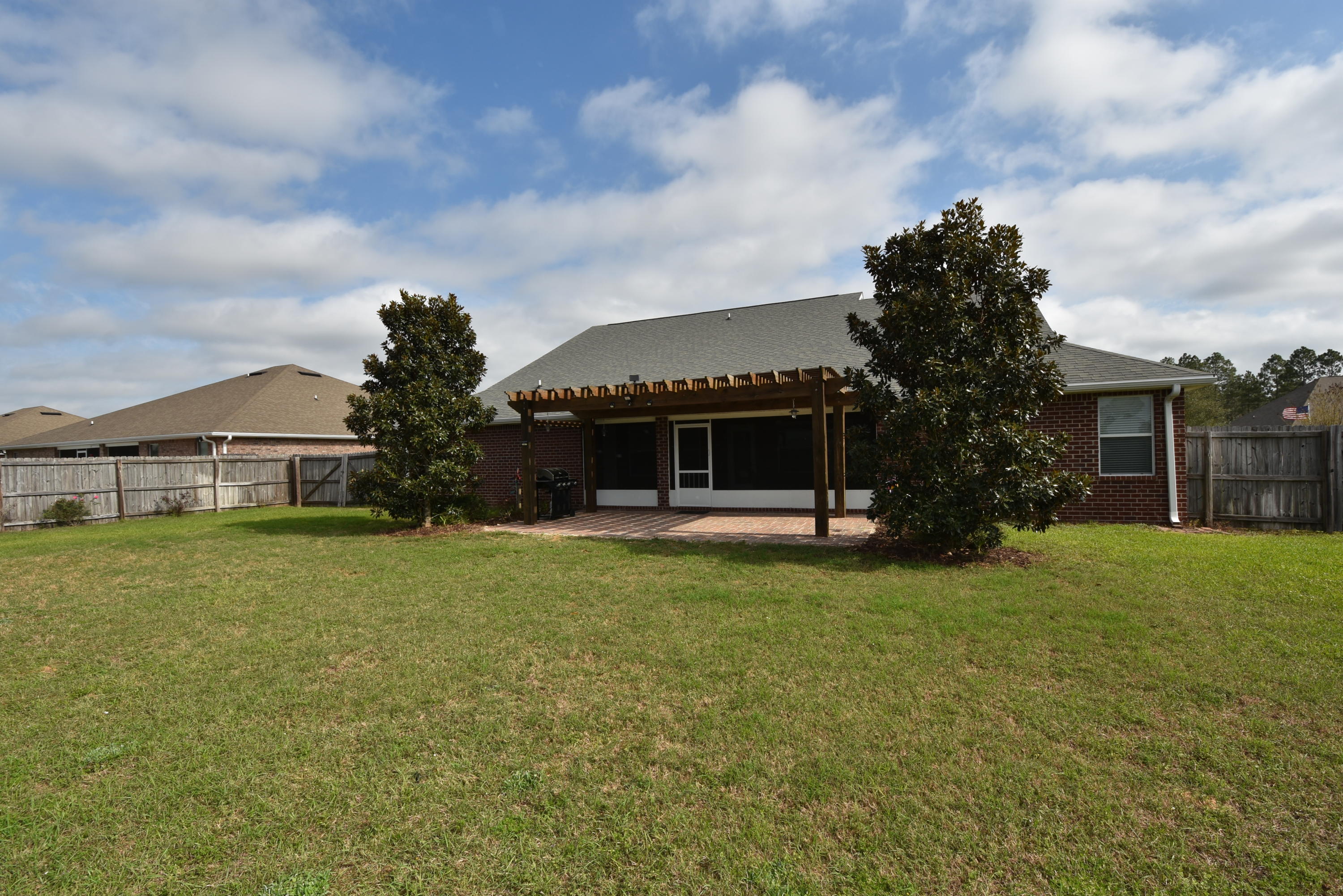 BROWNSTONE MANOR - Residential