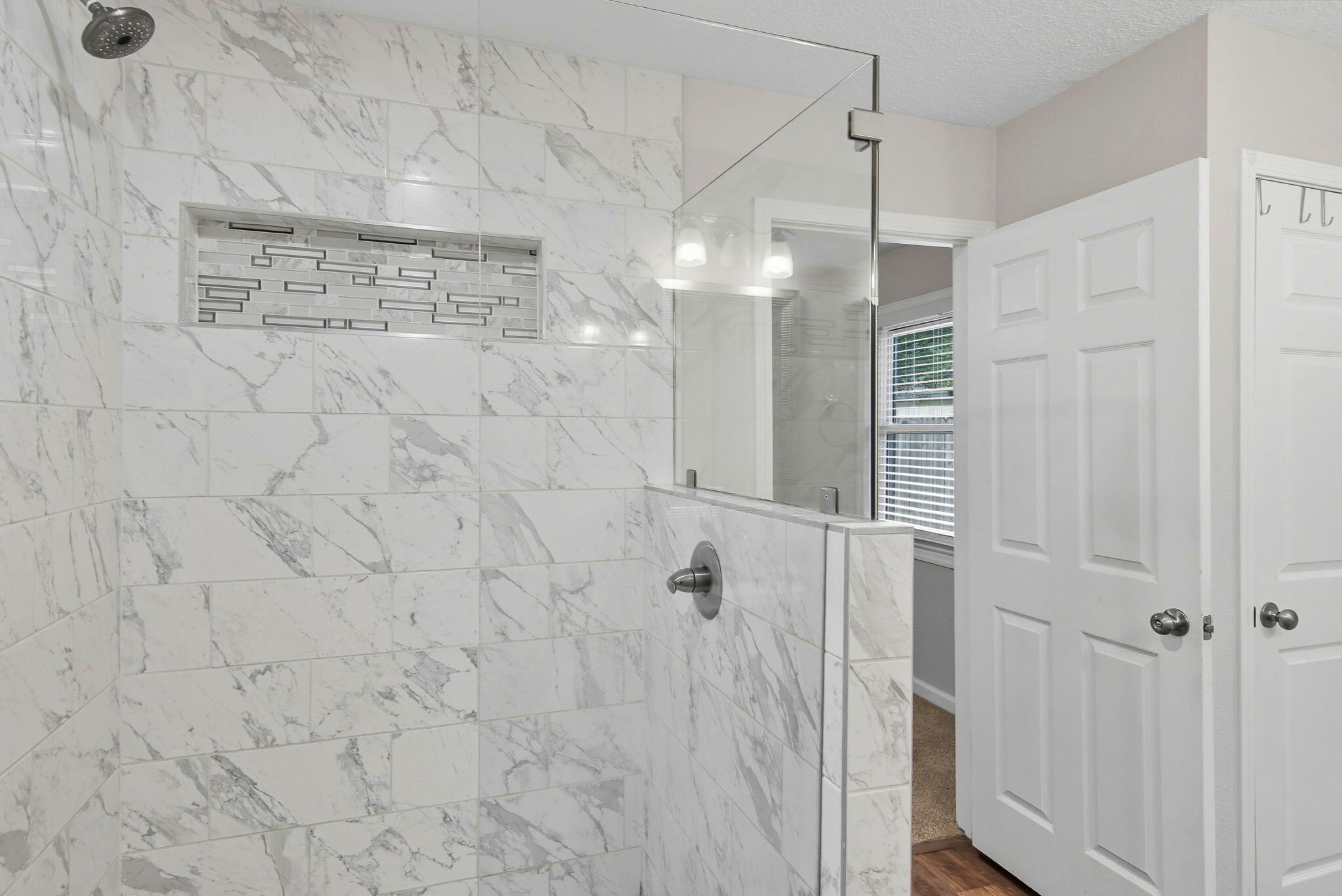 PINEWOOD ESTATES - Residential