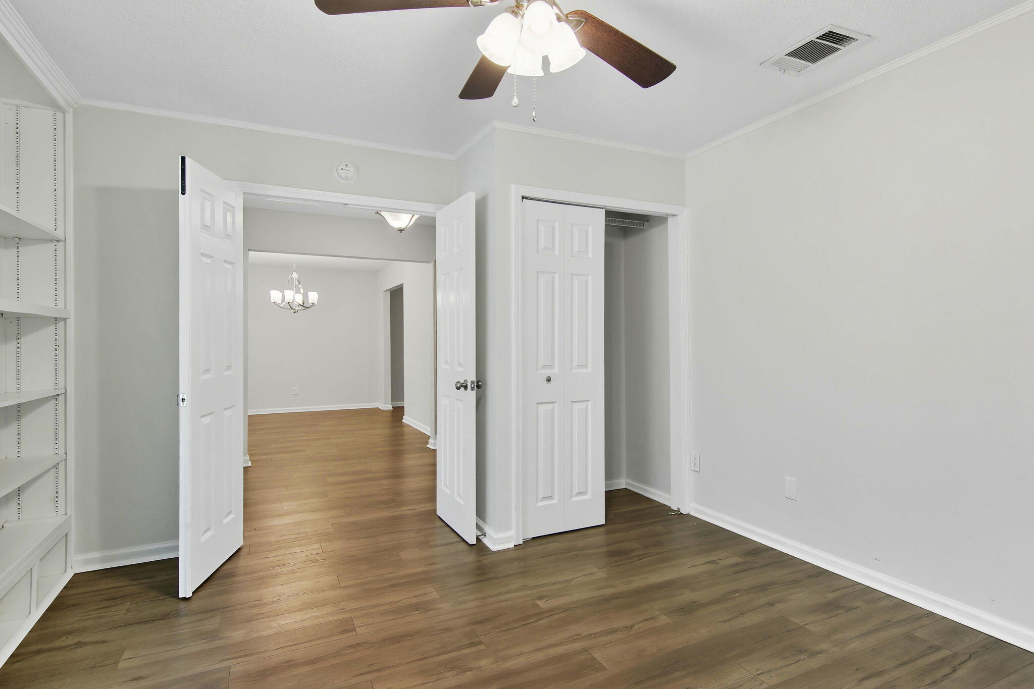 PINEWOOD ESTATES - Residential