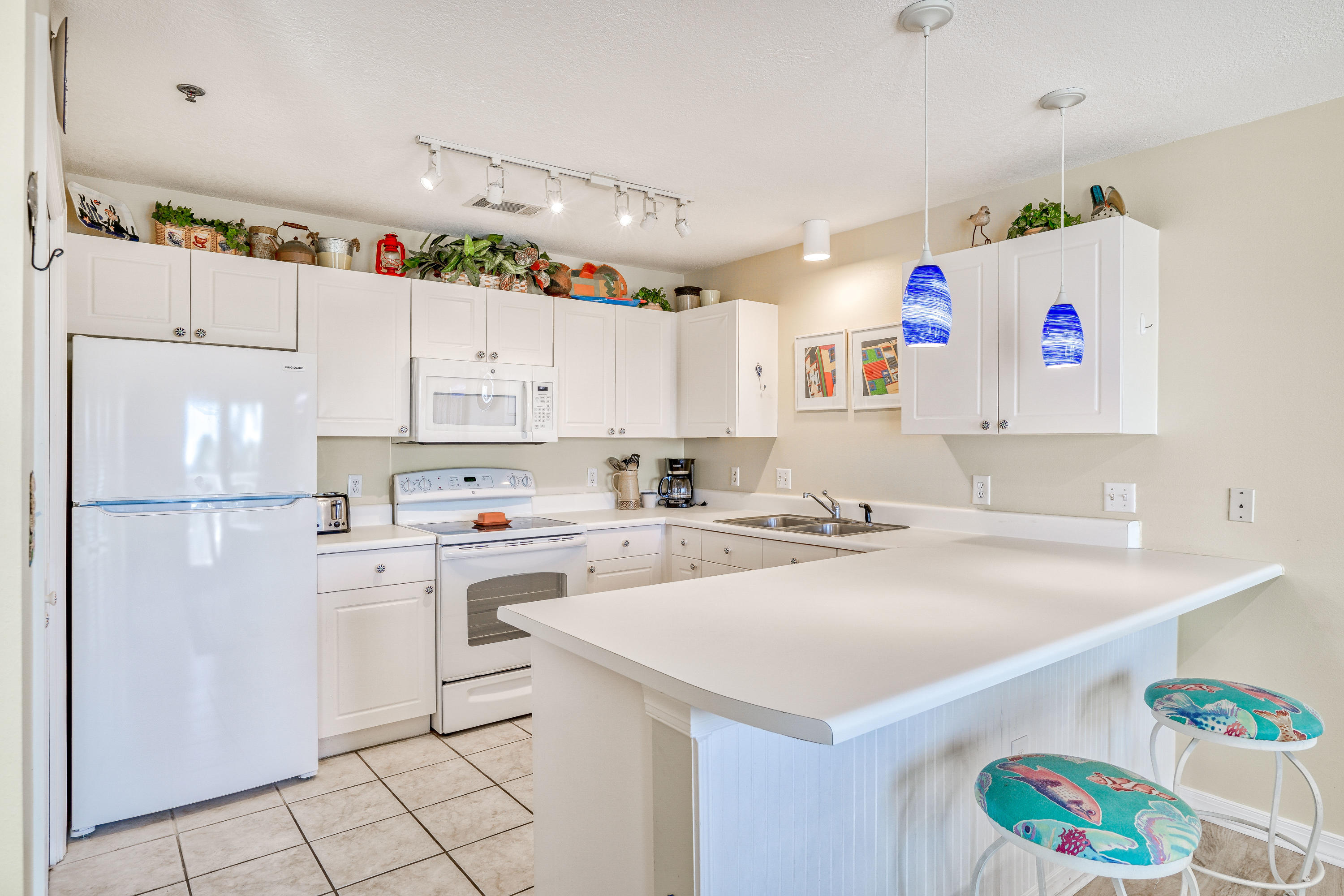 GULF PLACE CARIBBEAN CONDO - Residential